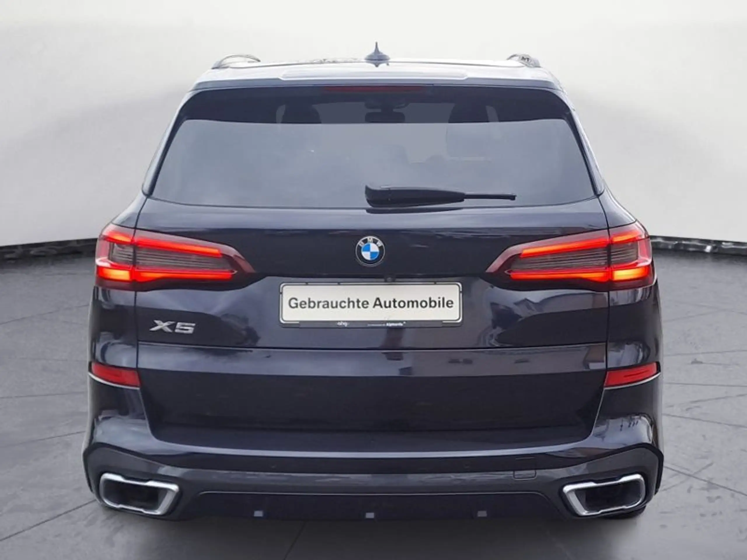 BMW - X5