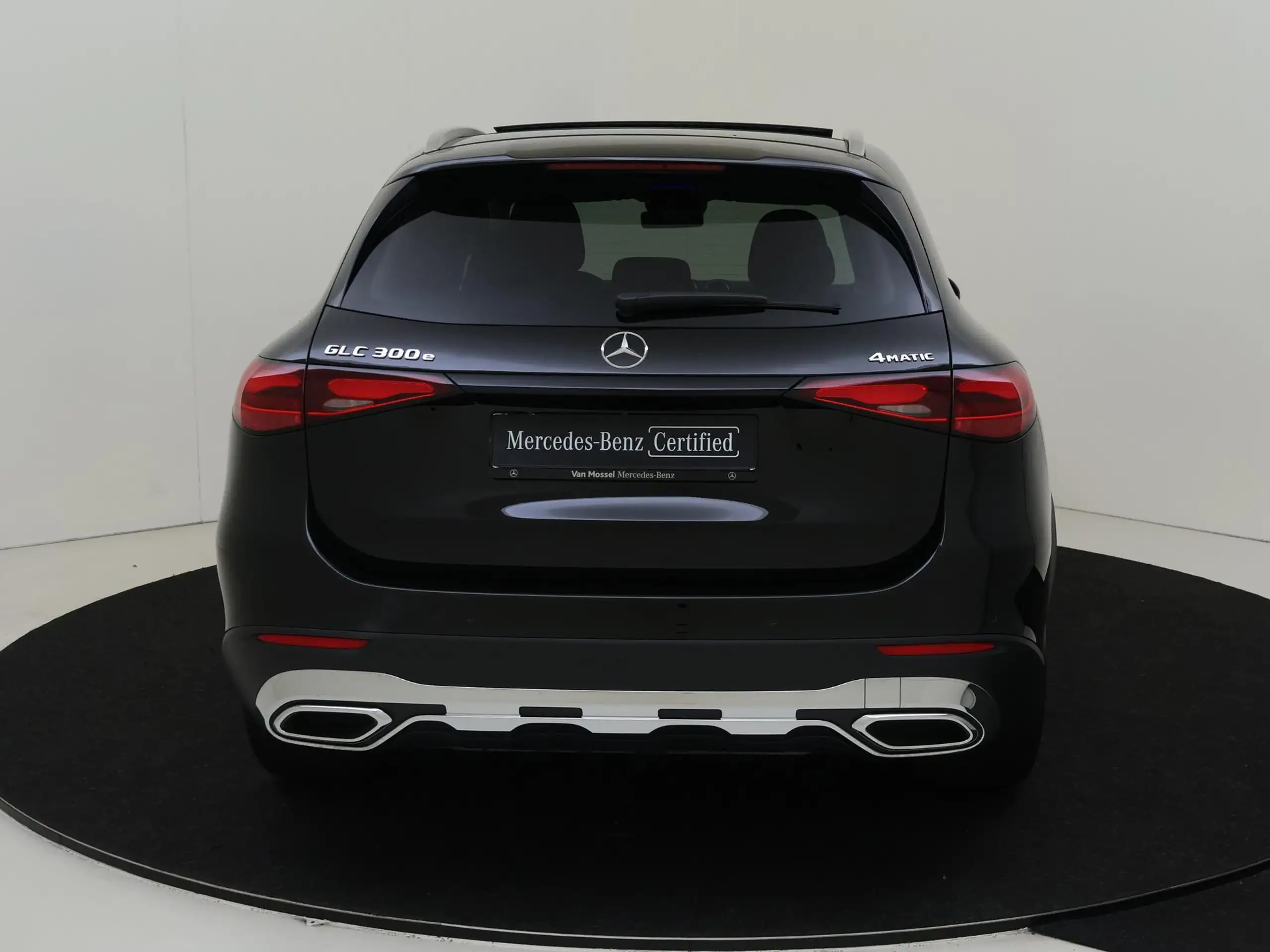 Mercedes-Benz - GLC 300