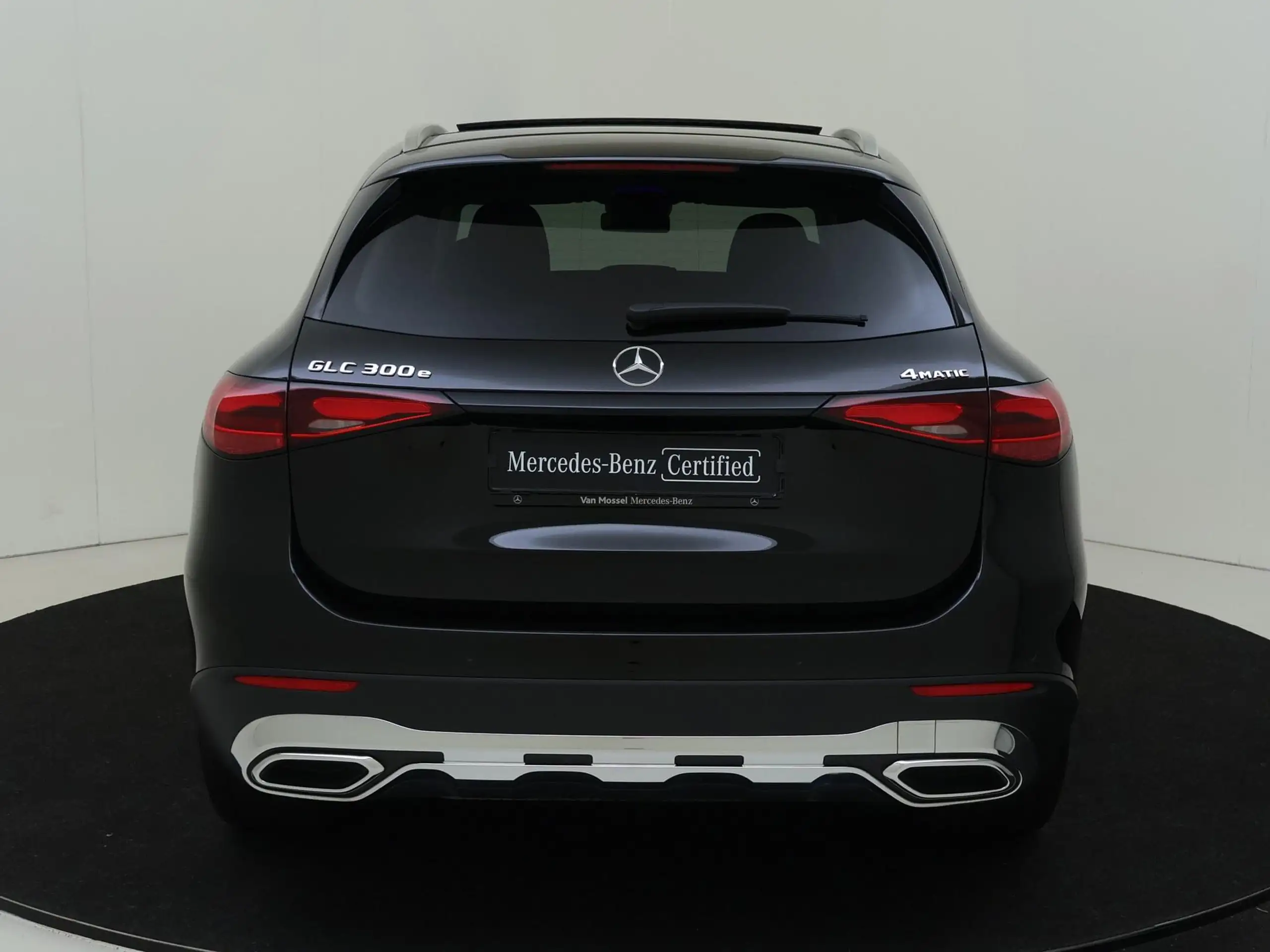 Mercedes-Benz - GLC 300