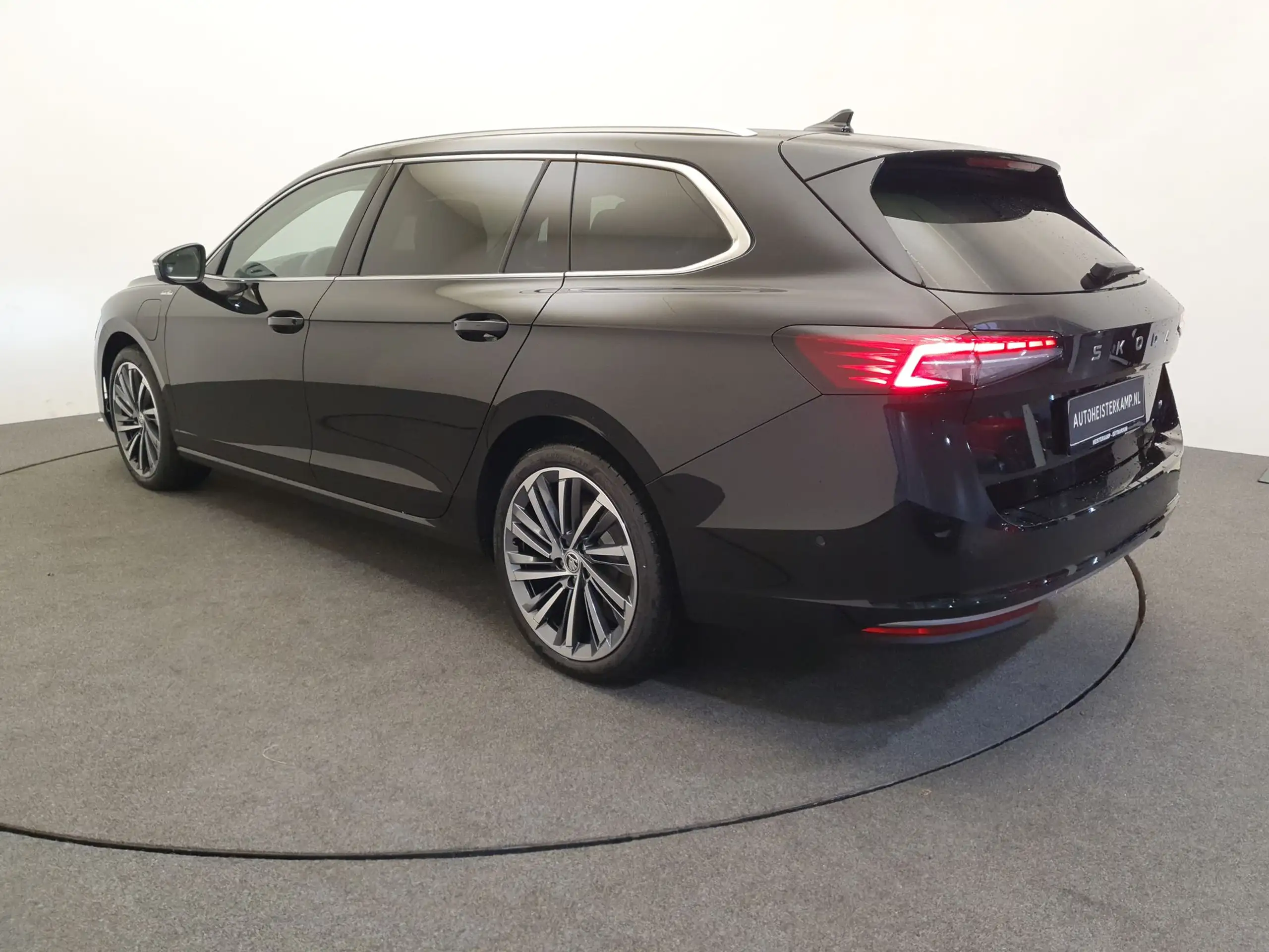 Skoda - Superb