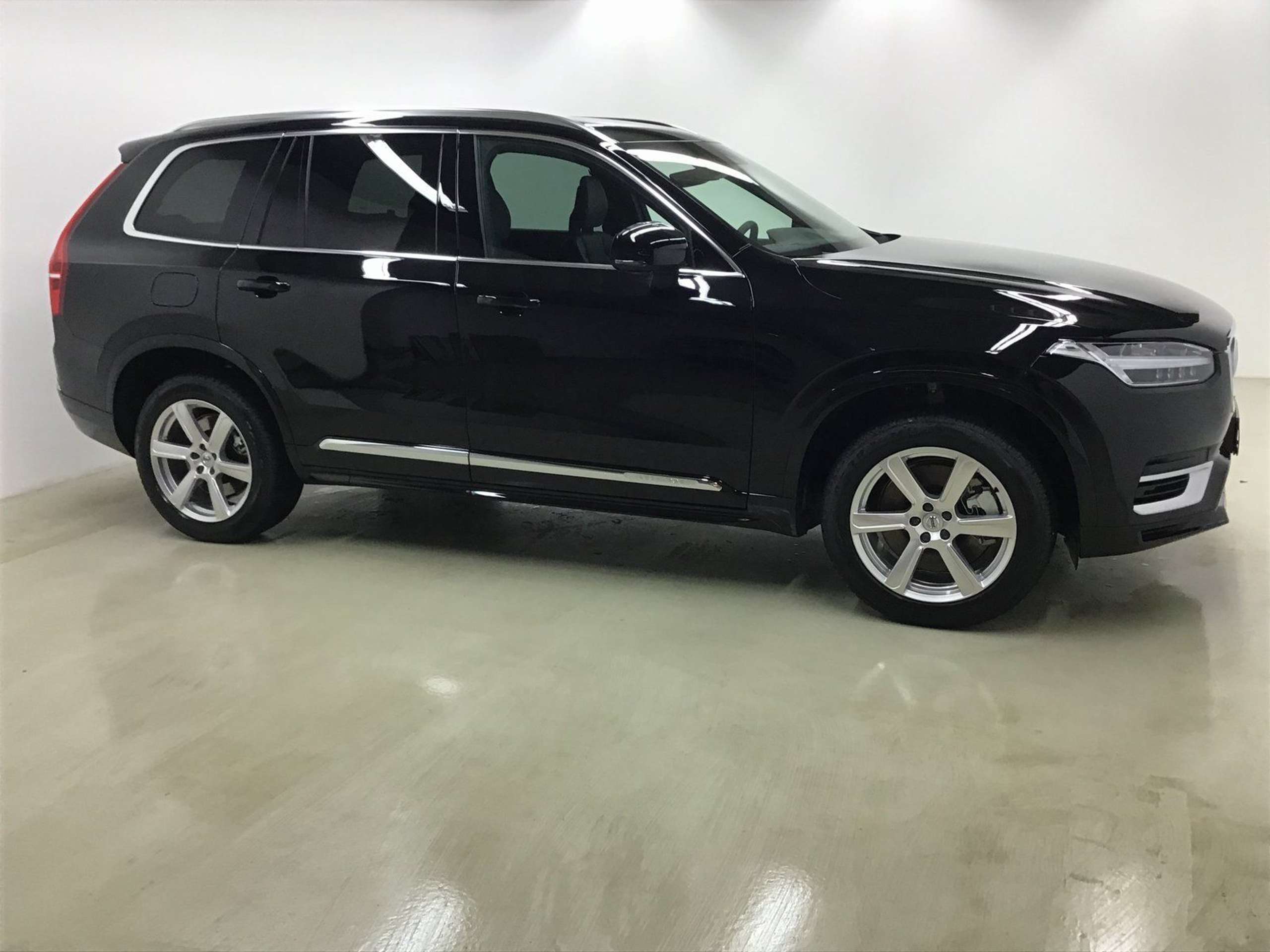 Volvo - XC90