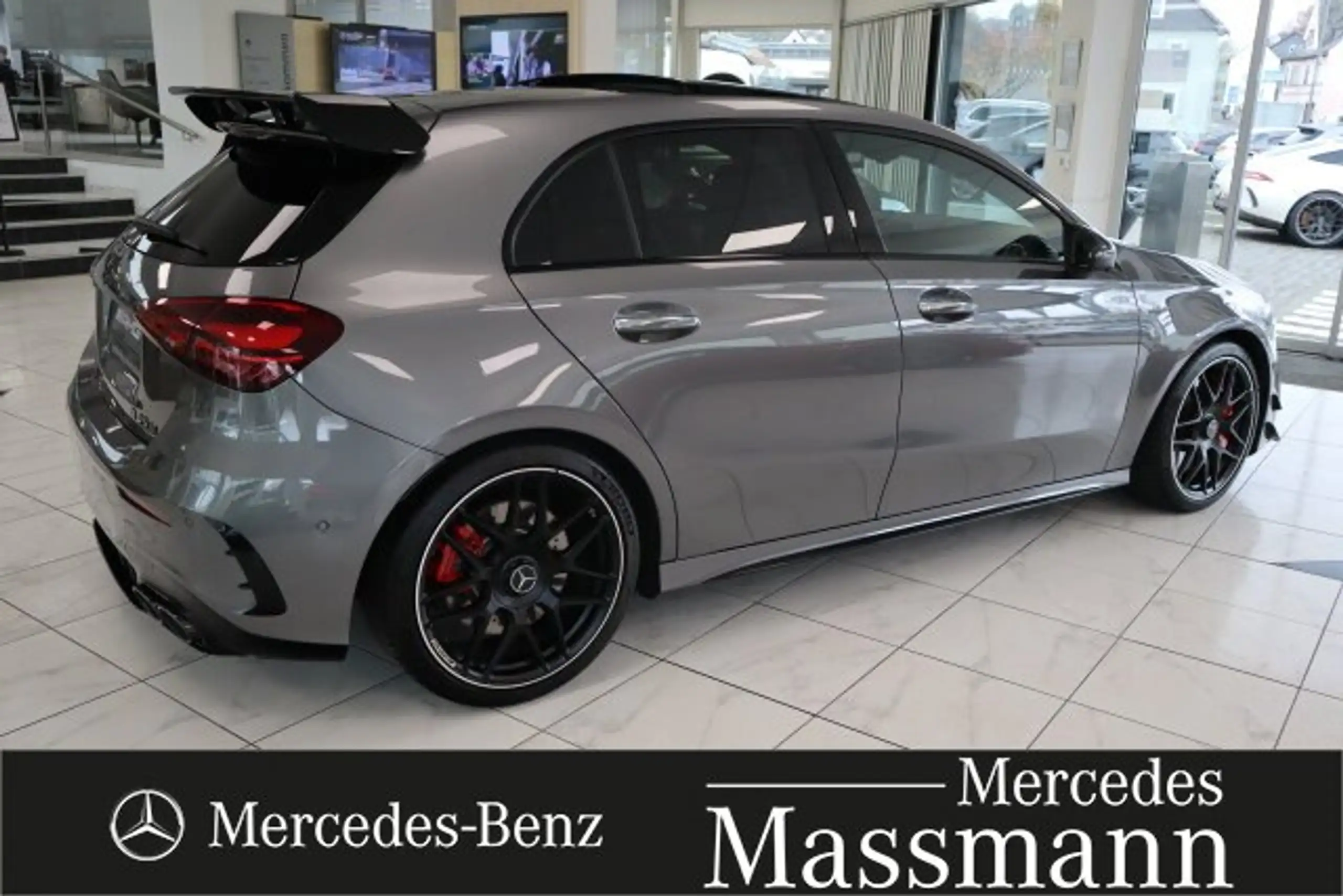 Mercedes-Benz - A 45 AMG