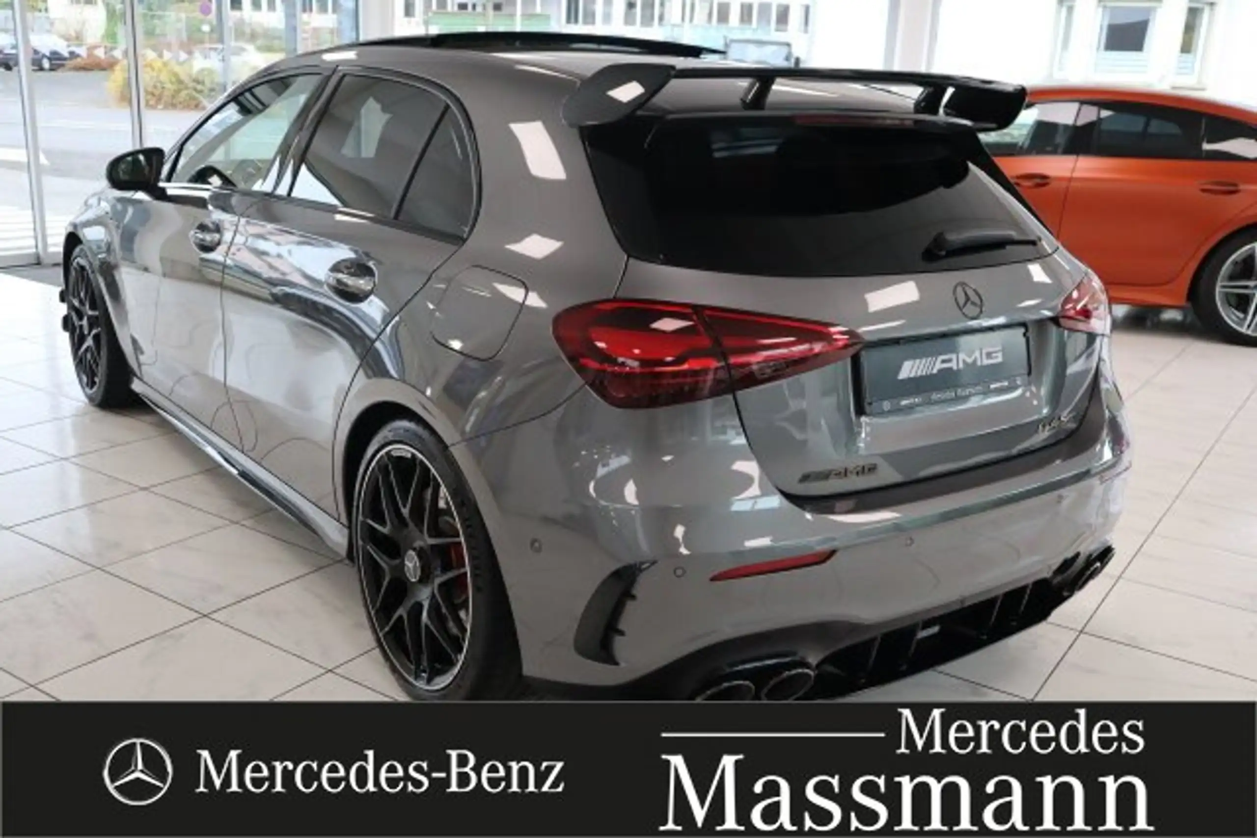 Mercedes-Benz - A 45 AMG