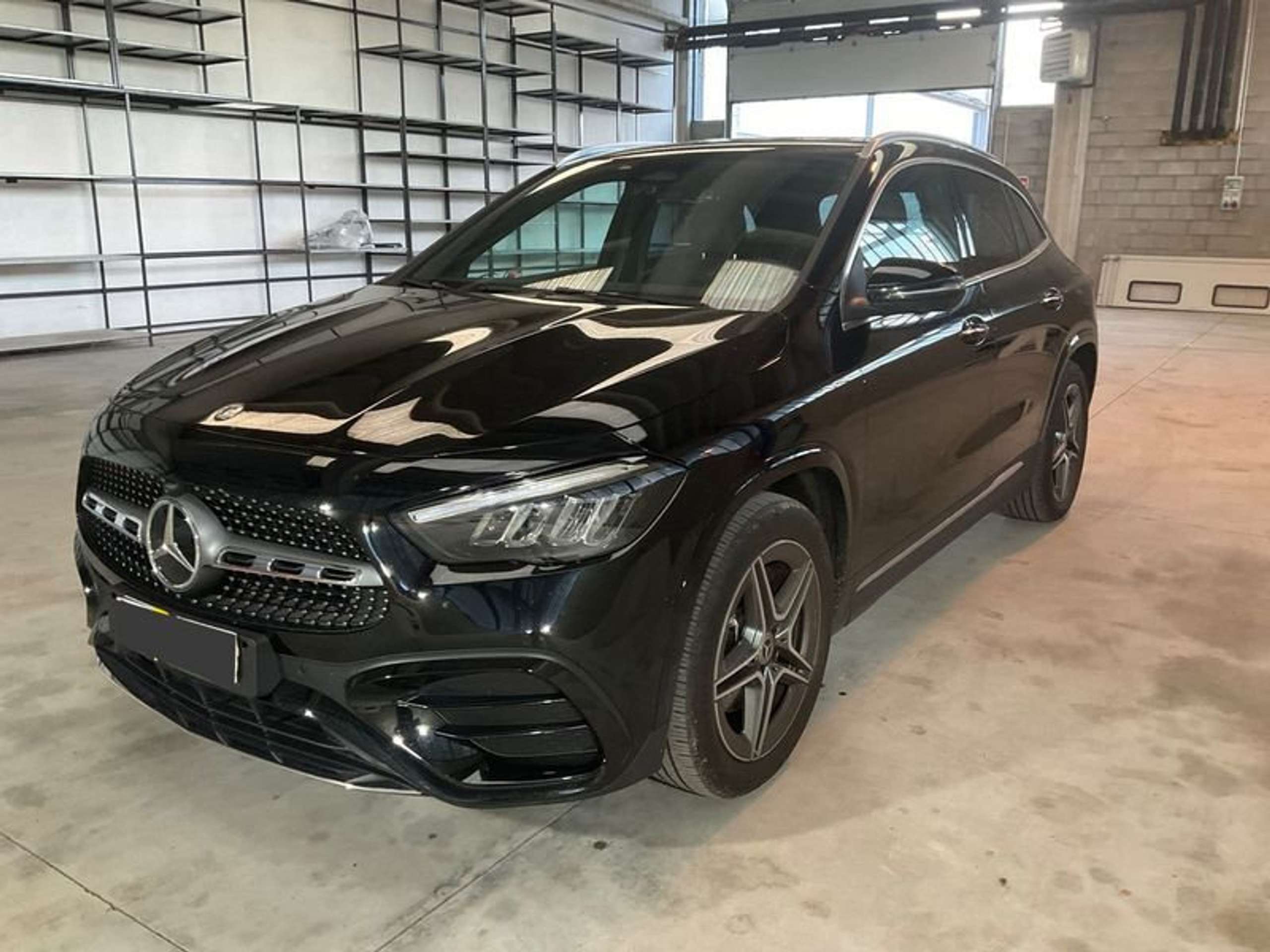 Mercedes-Benz - GLA 200