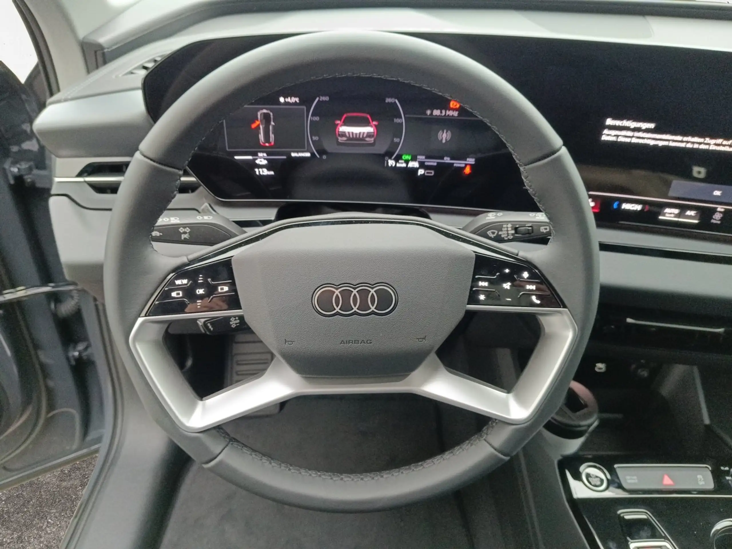 Audi - Q6