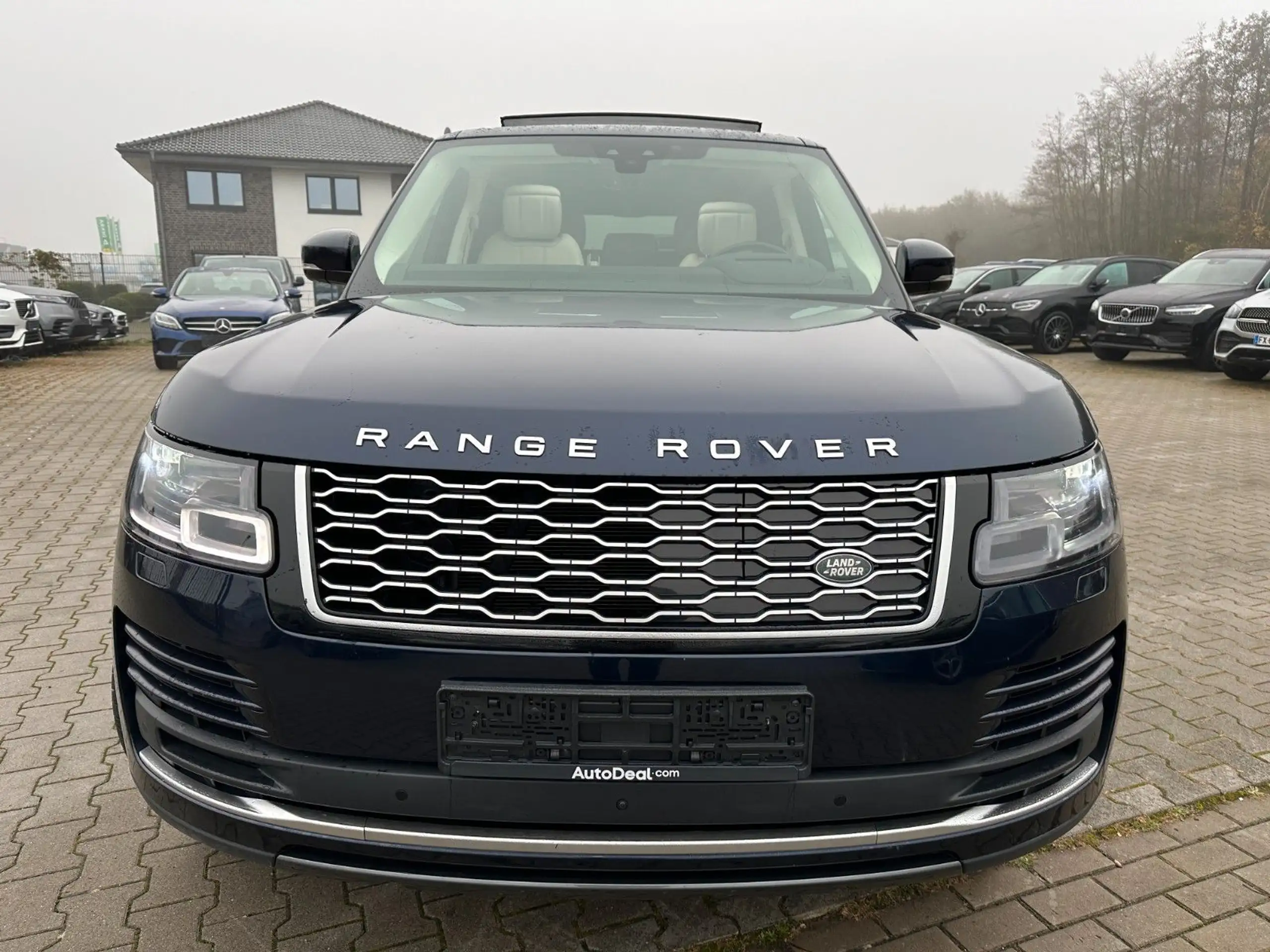 Land Rover - Range Rover