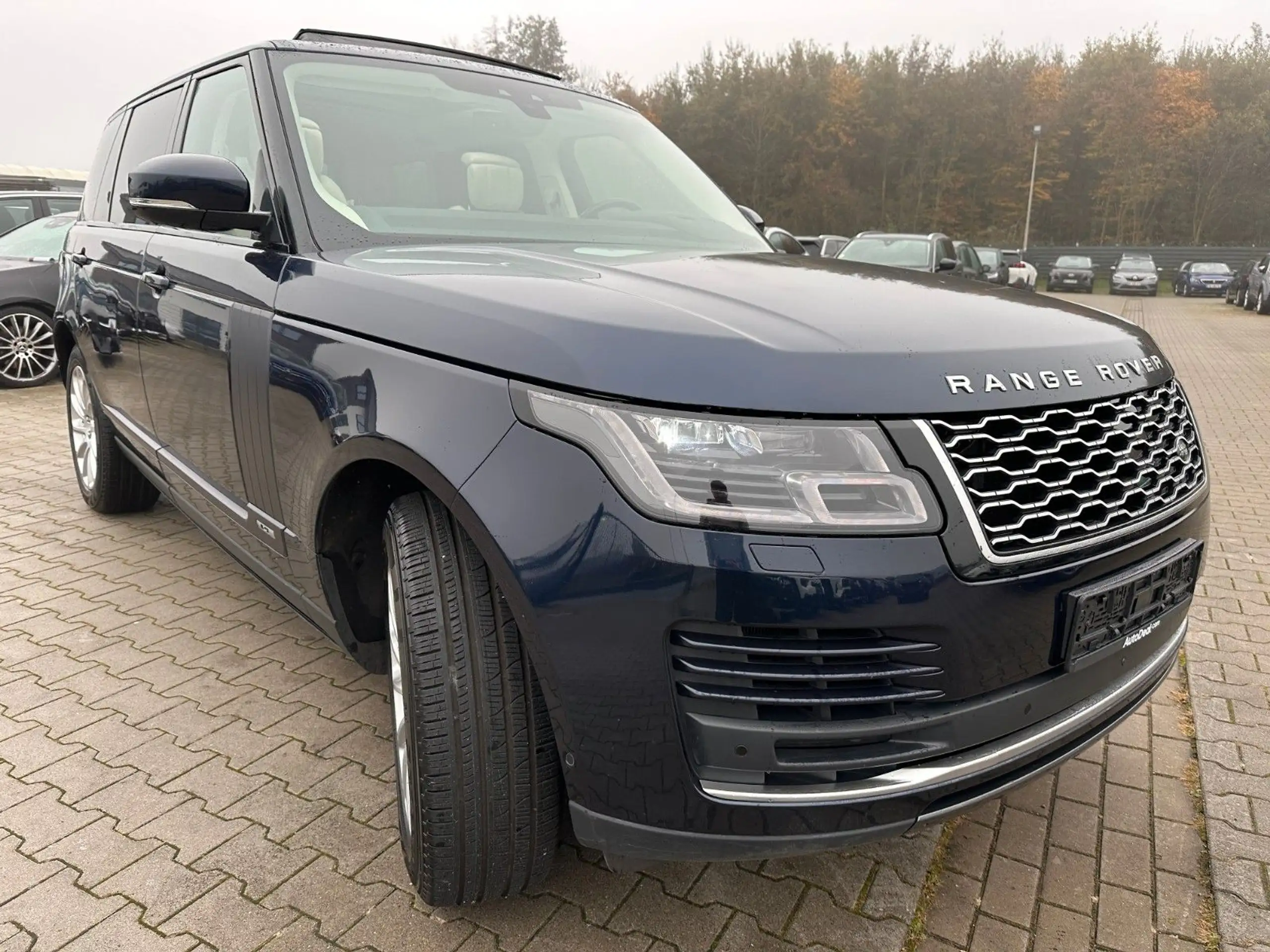 Land Rover - Range Rover