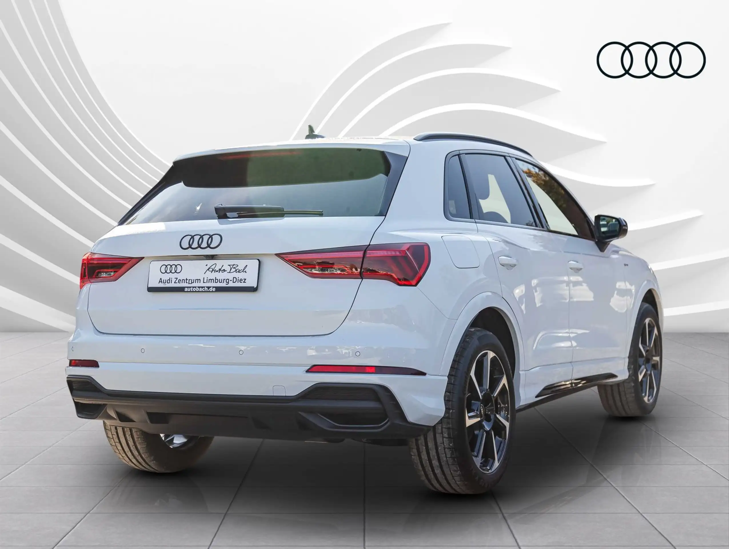 Audi - Q3