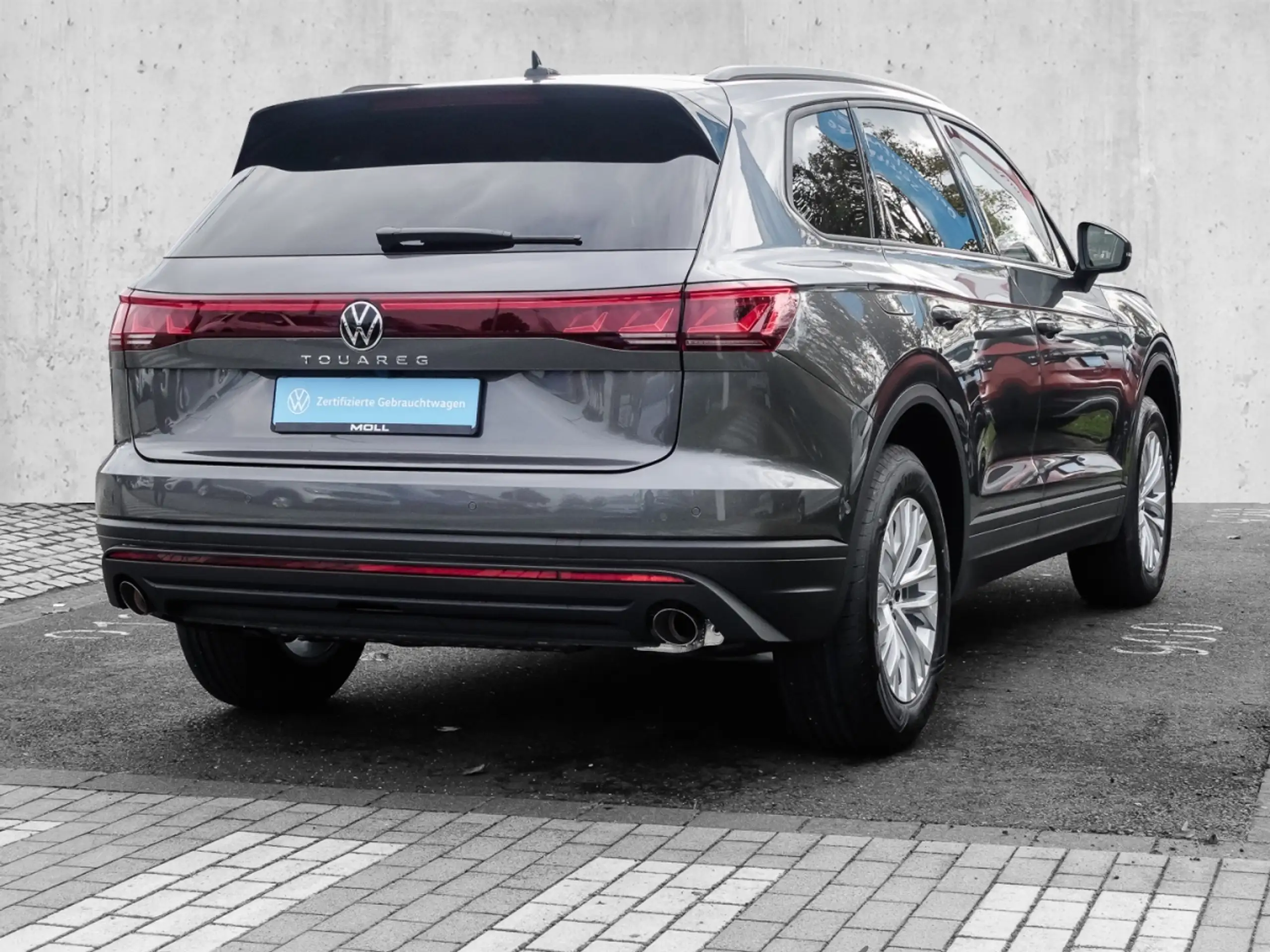 Volkswagen - Touareg