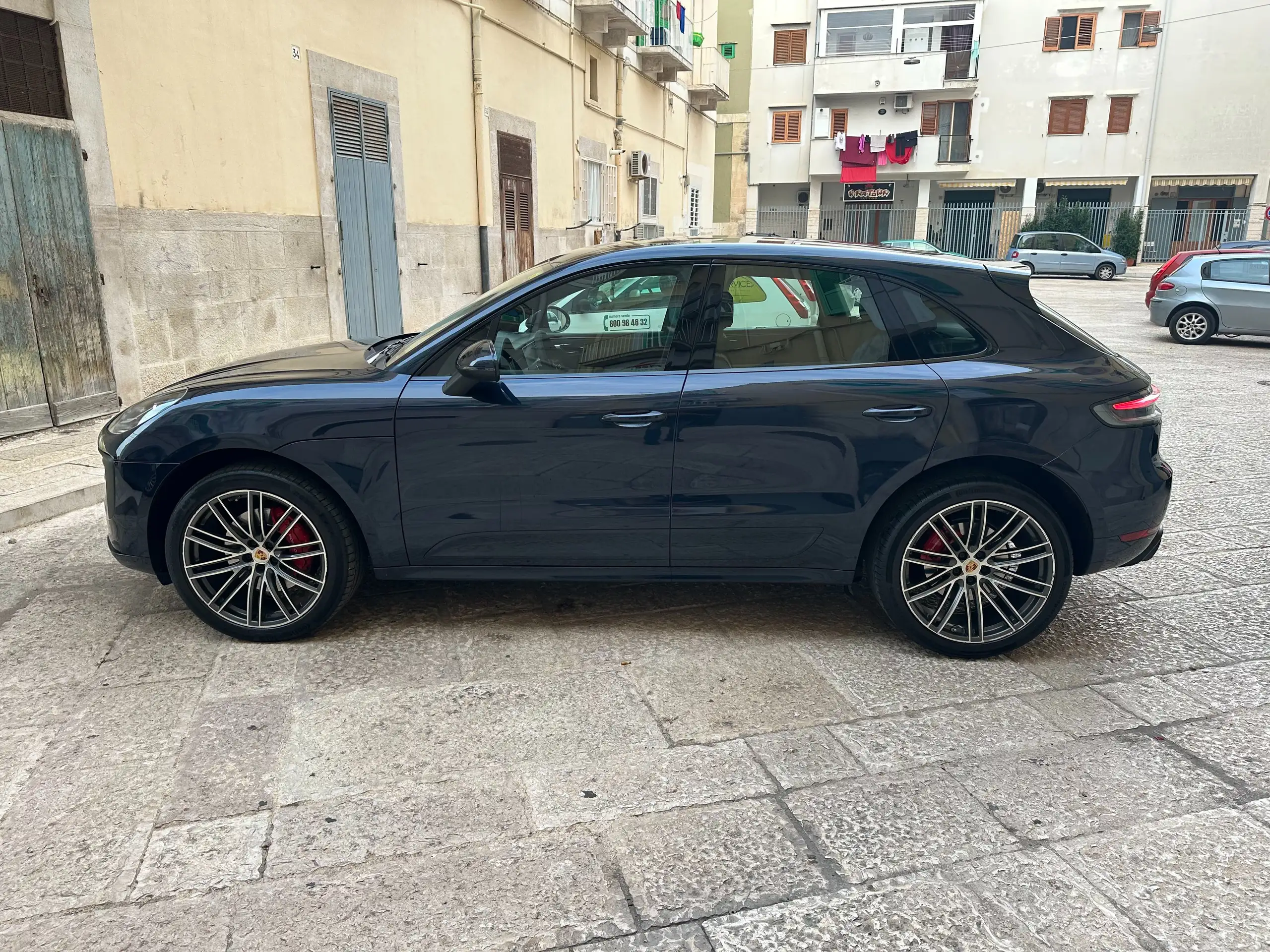 Porsche - Macan