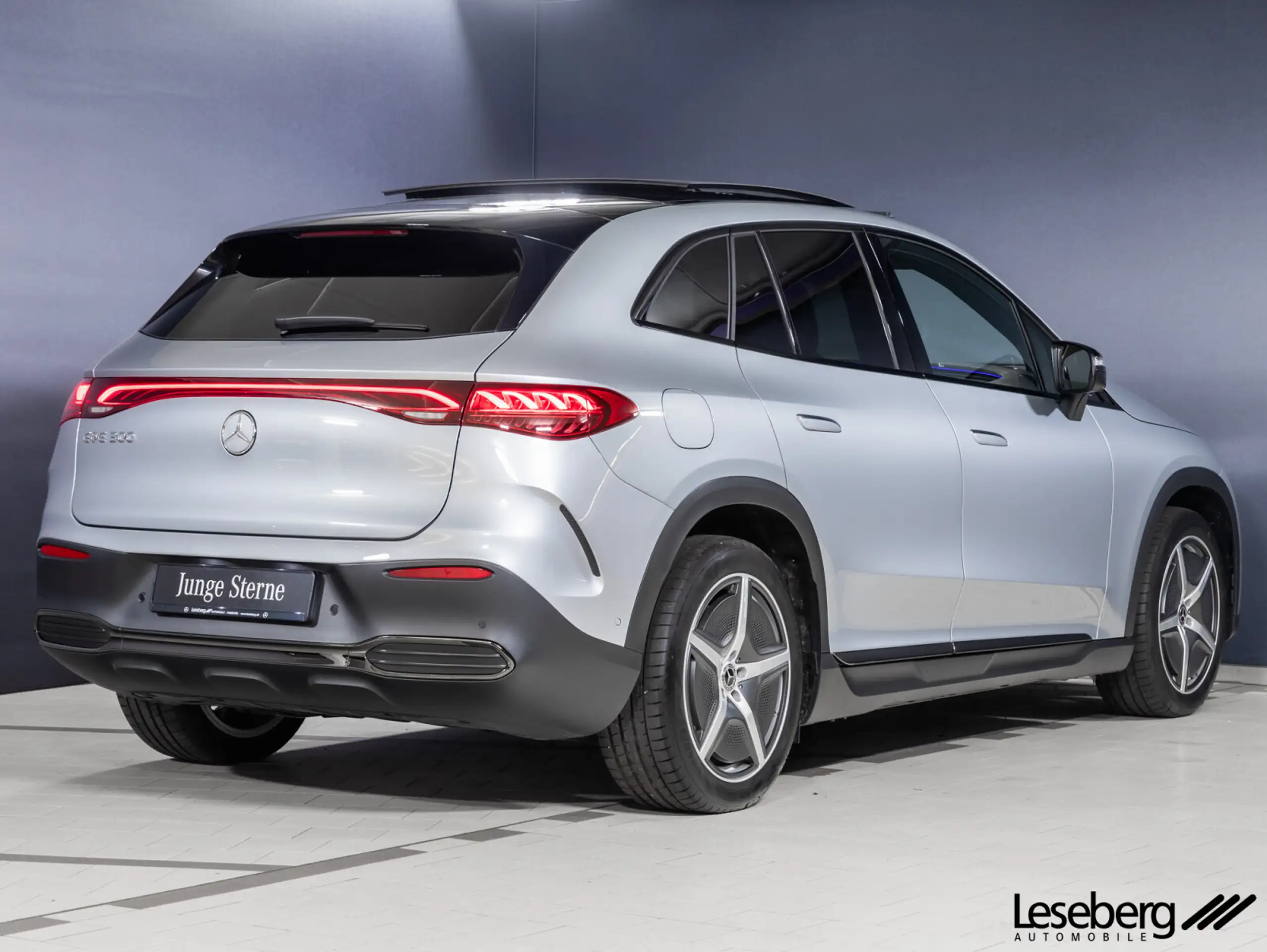 Mercedes-Benz - EQE SUV