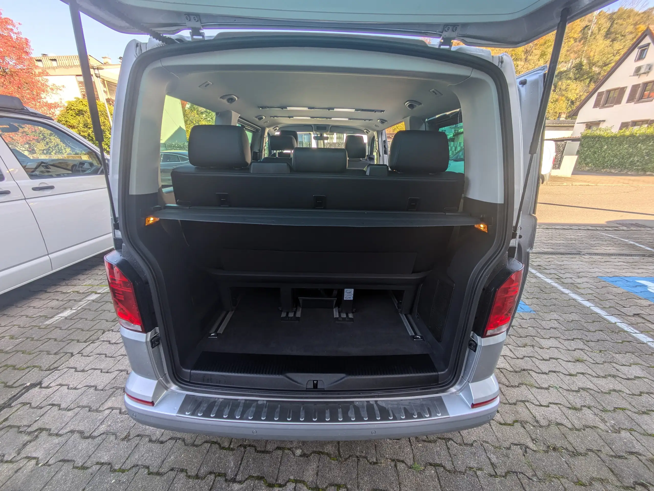 Volkswagen - T6.1 Multivan