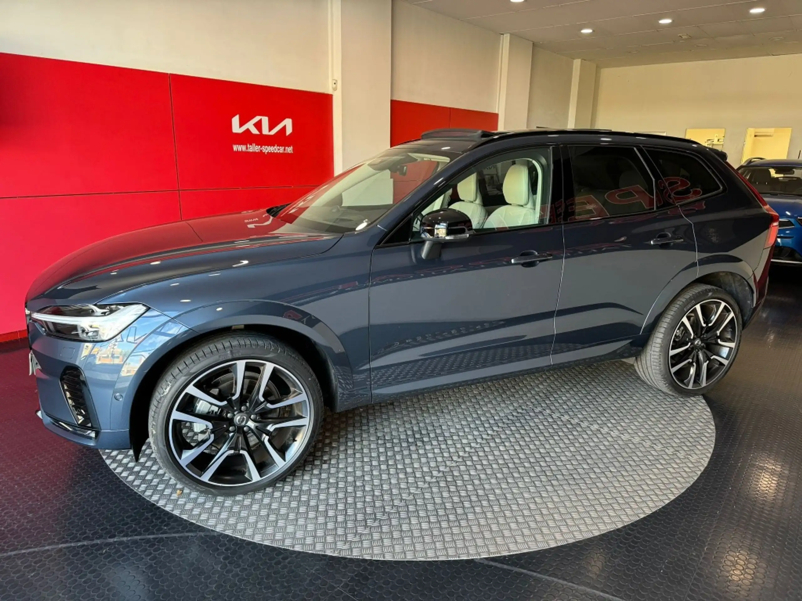 Volvo - XC60