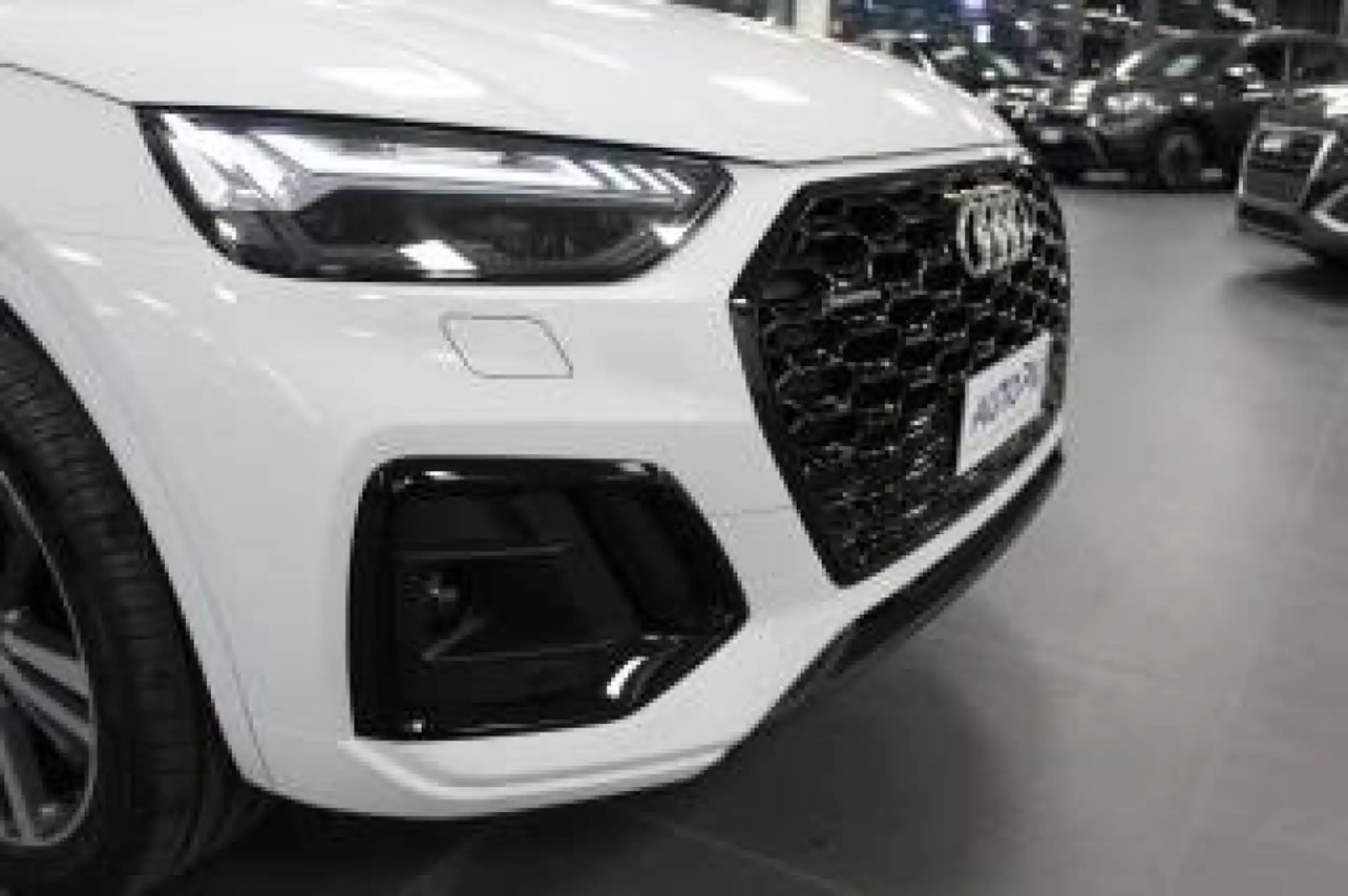 Audi - Q5