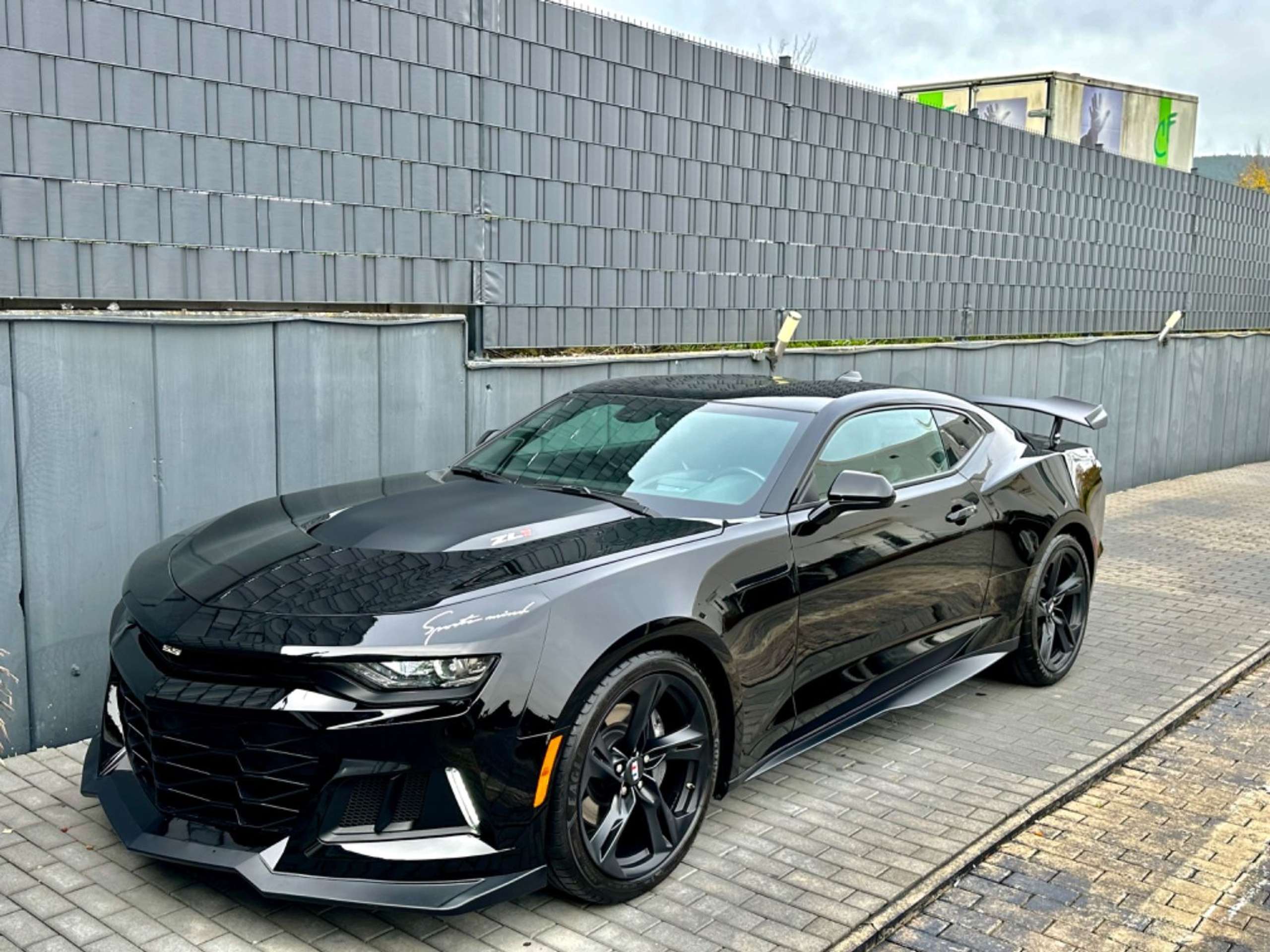 Chevrolet - Camaro