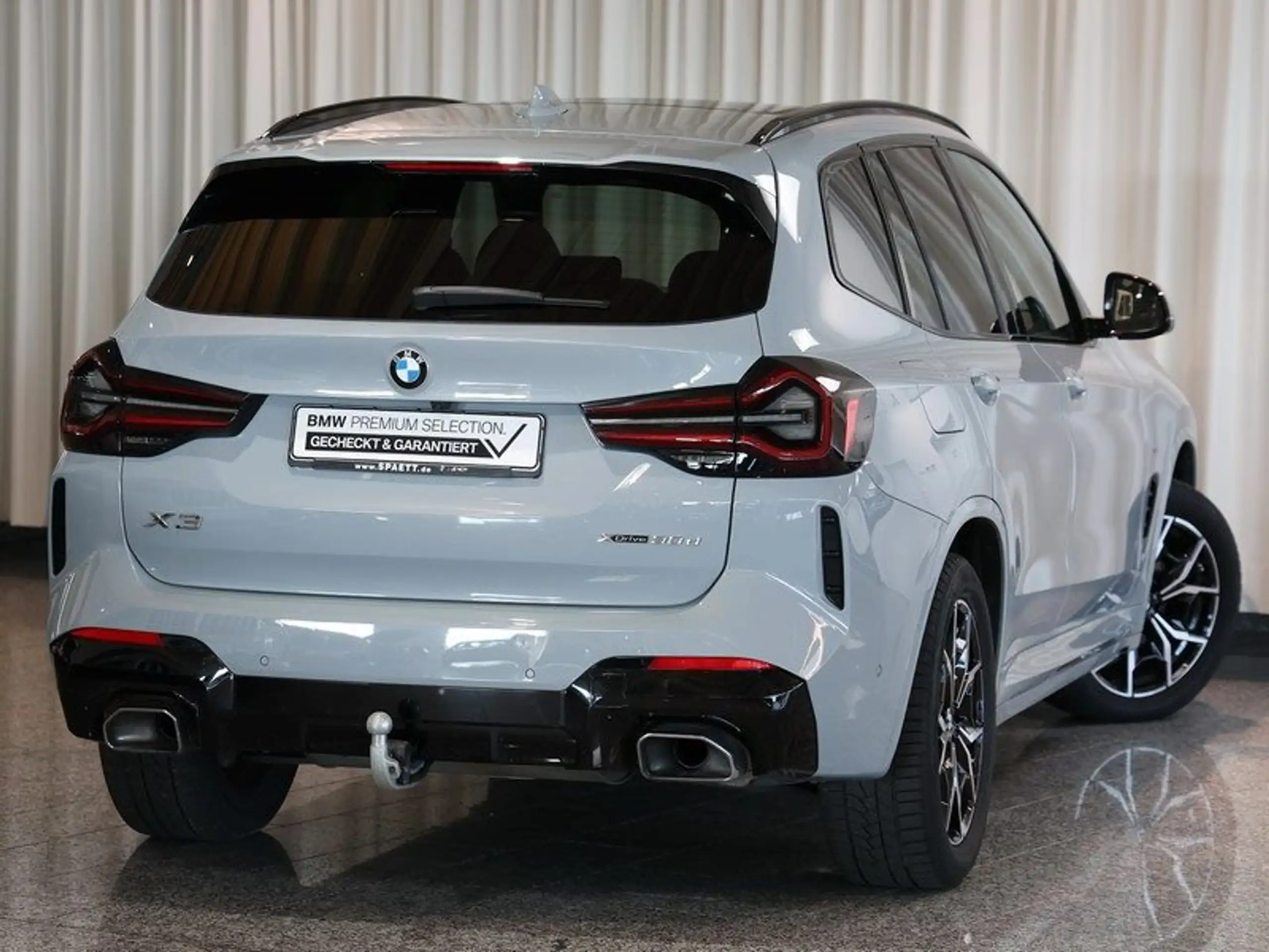 BMW - X3