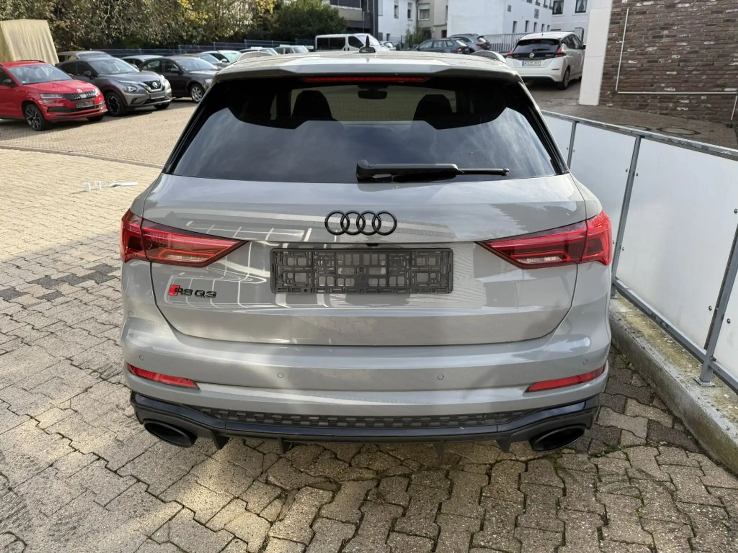 Audi - RS Q3