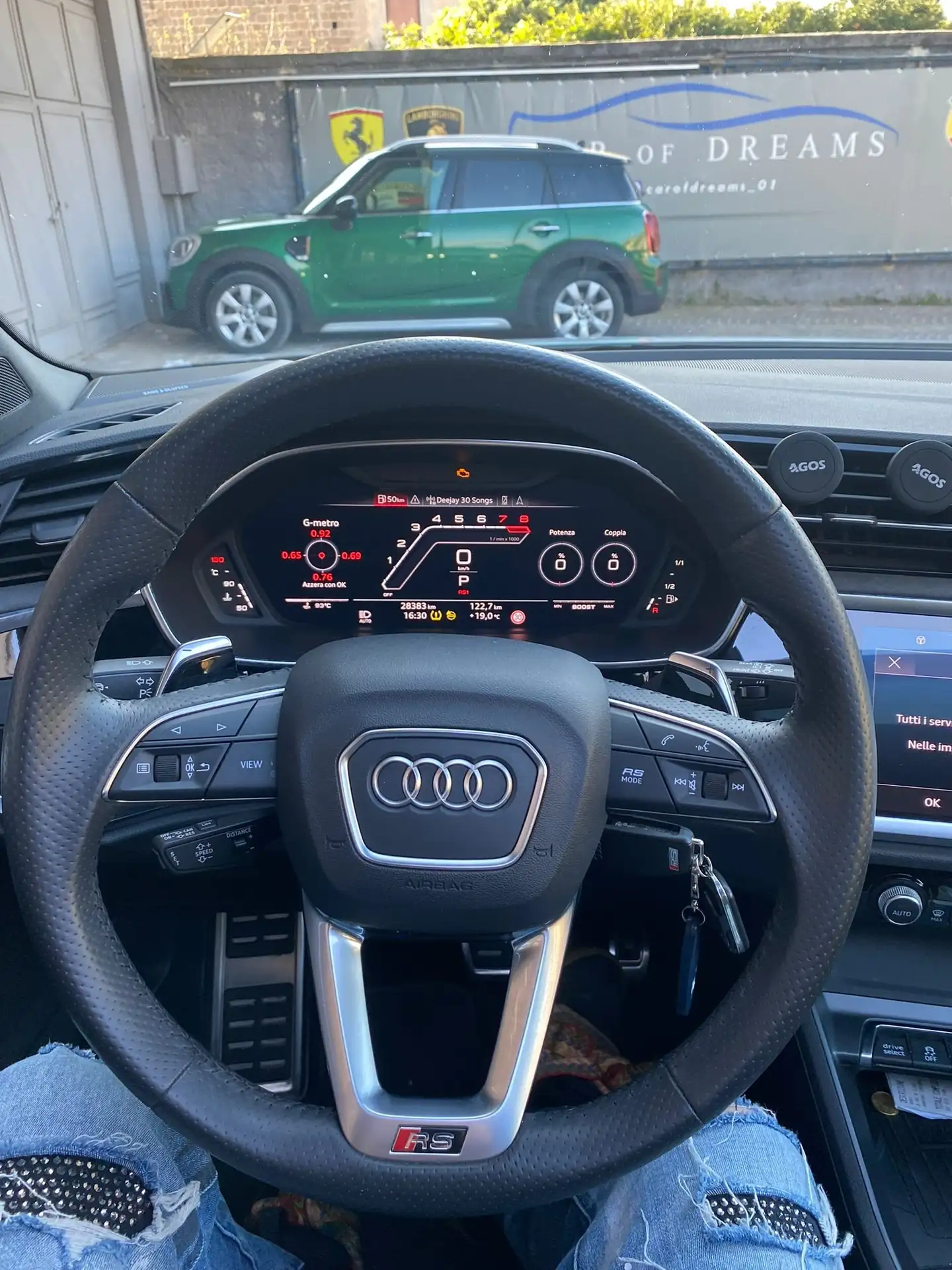 Audi - RS Q3