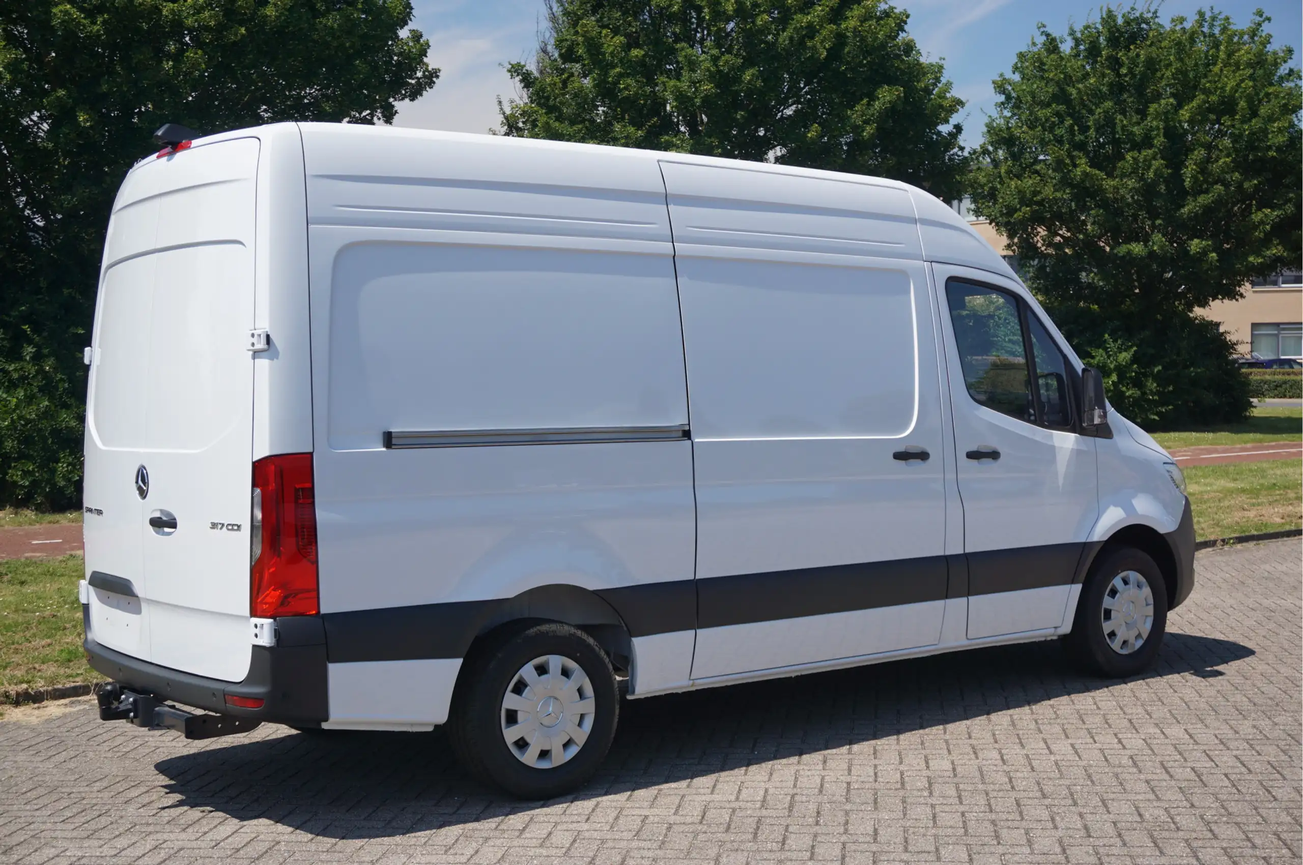 Mercedes-Benz - Sprinter