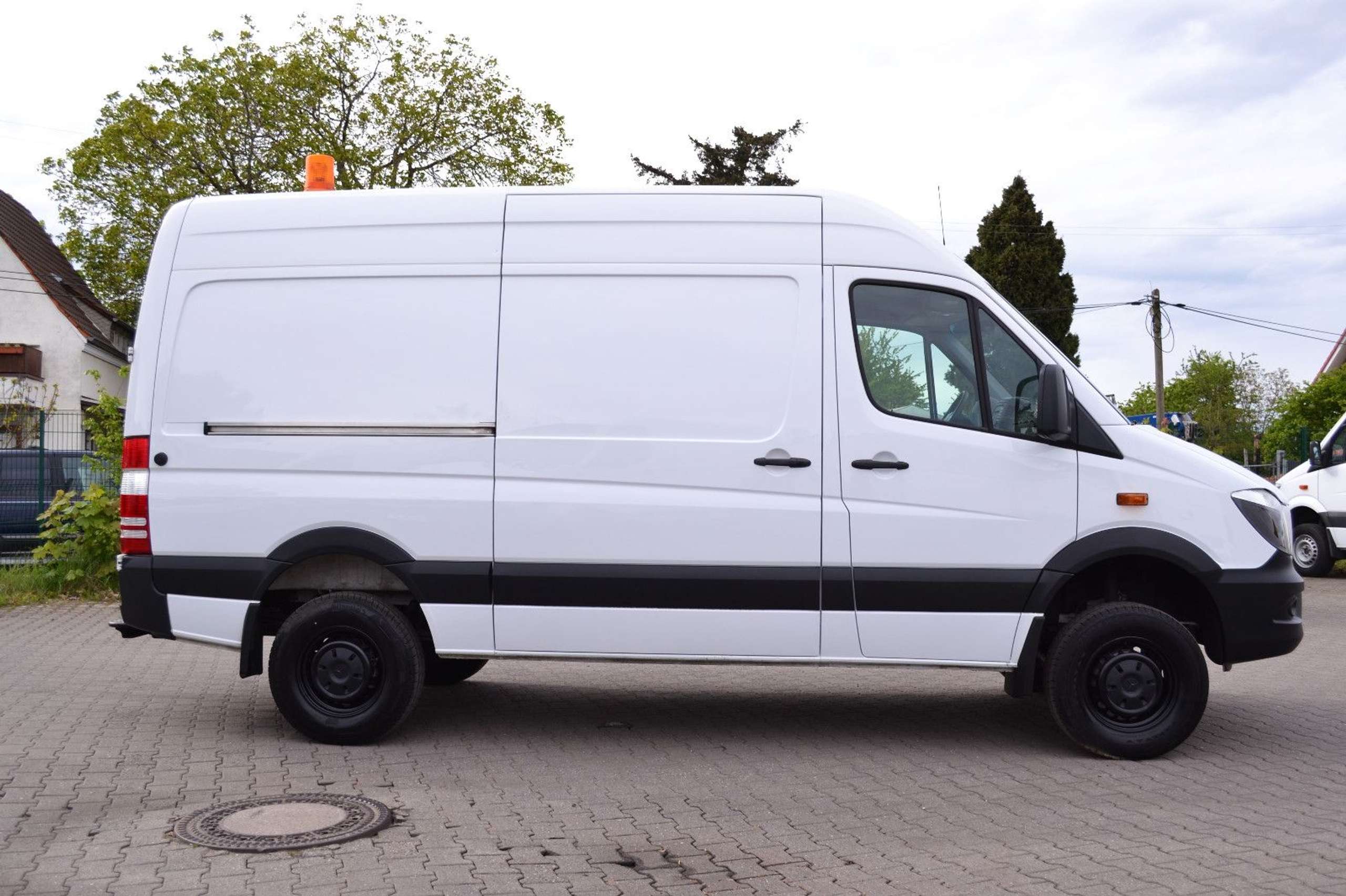 Mercedes-Benz - Sprinter