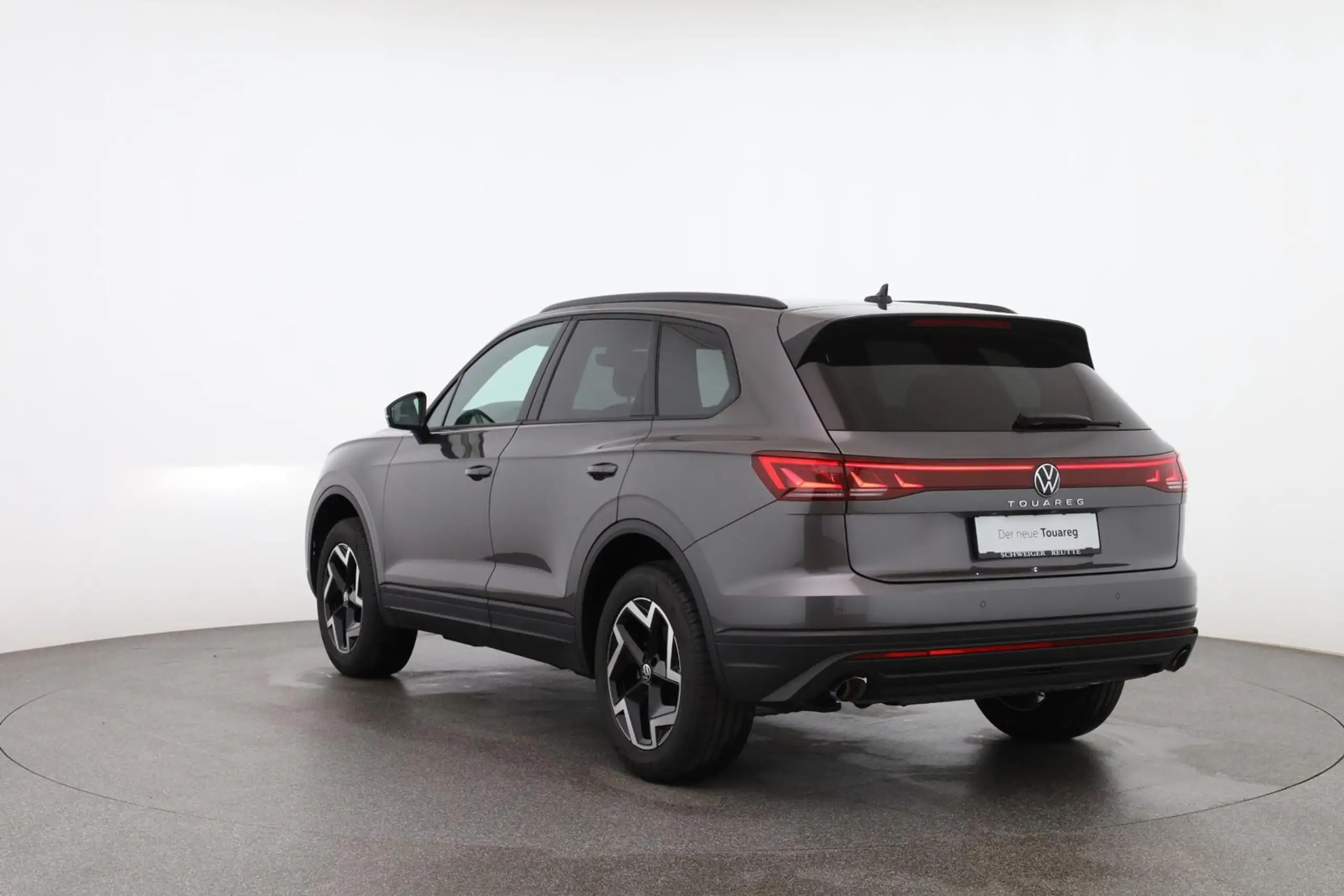 Volkswagen - Touareg