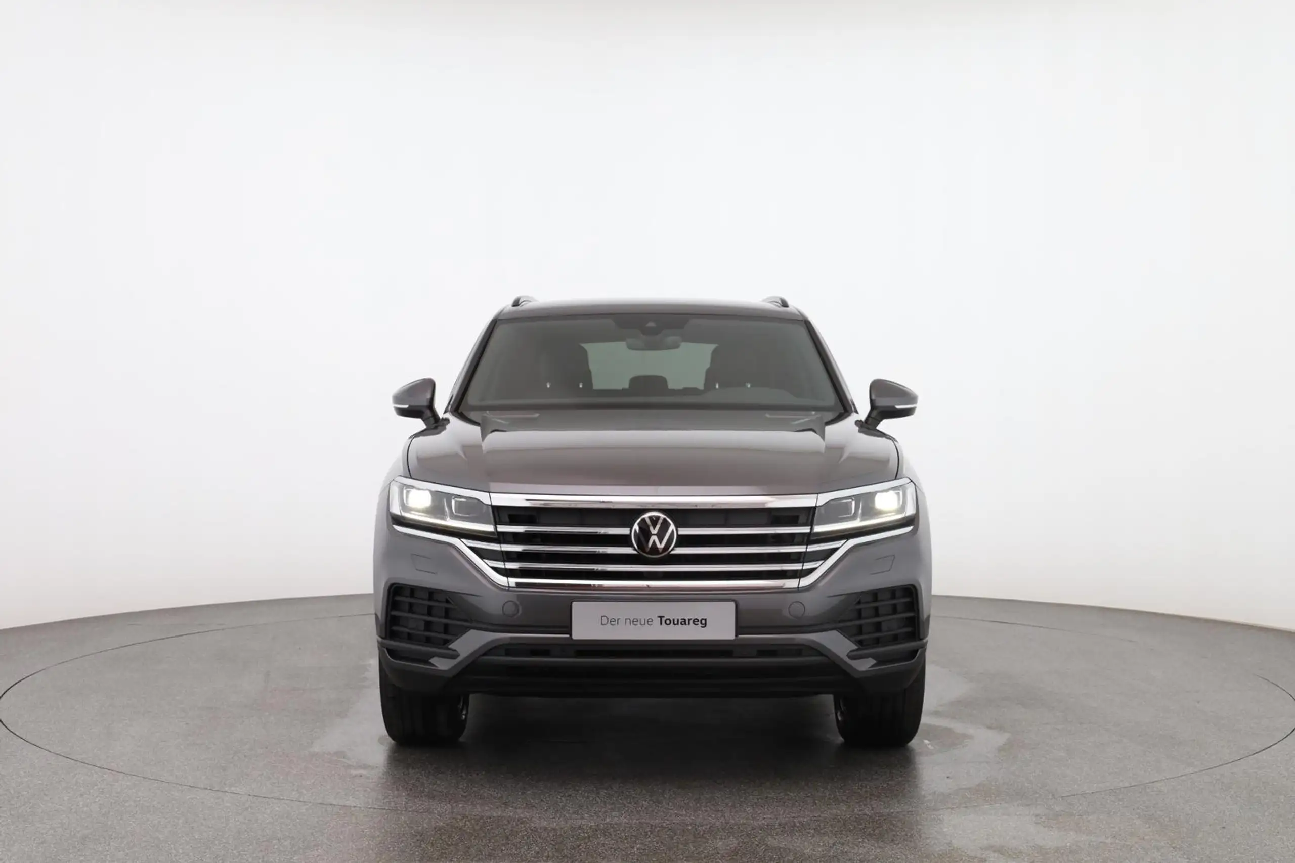 Volkswagen - Touareg