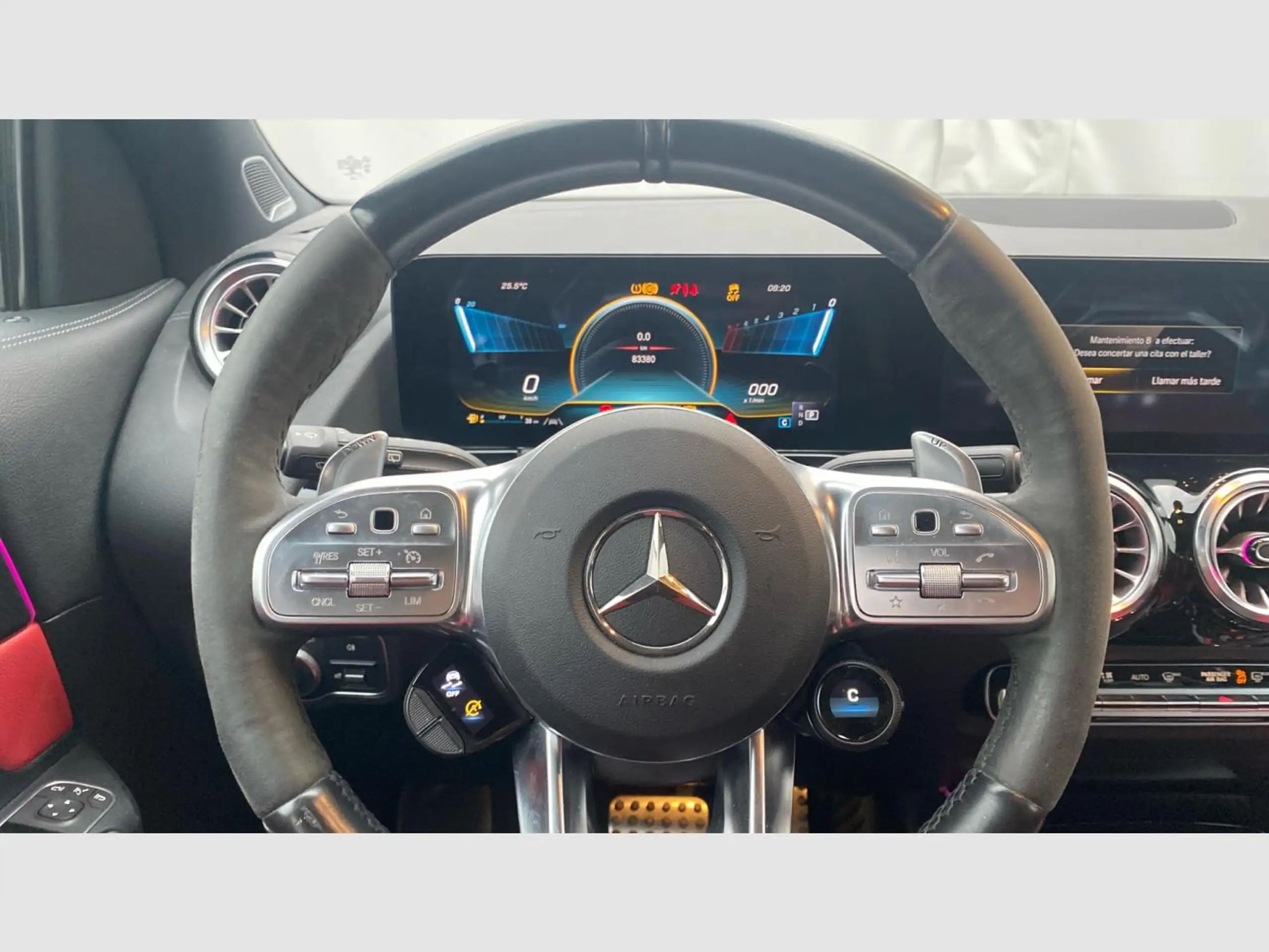 Mercedes-Benz - GLA 45 AMG