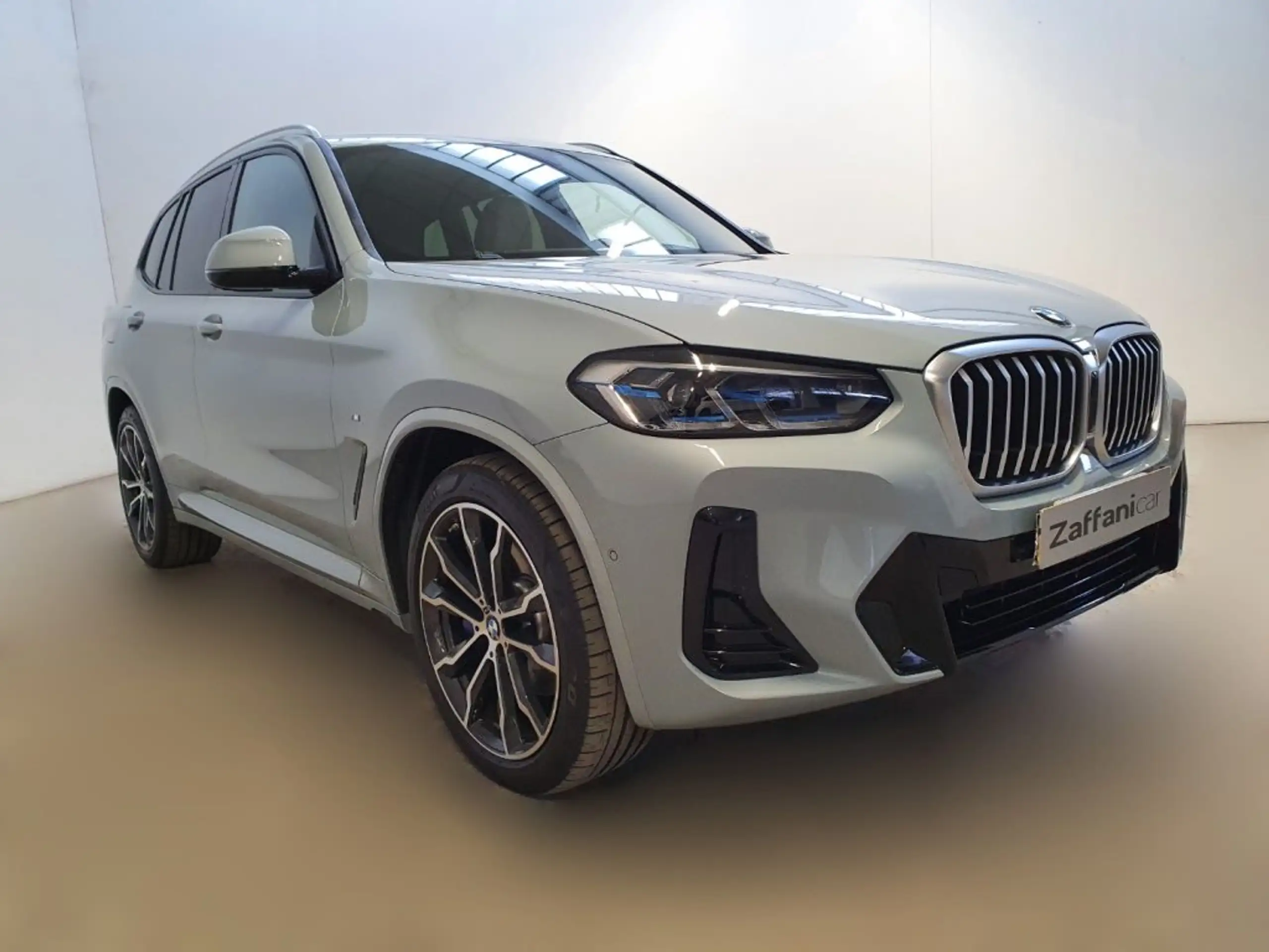 BMW - X3