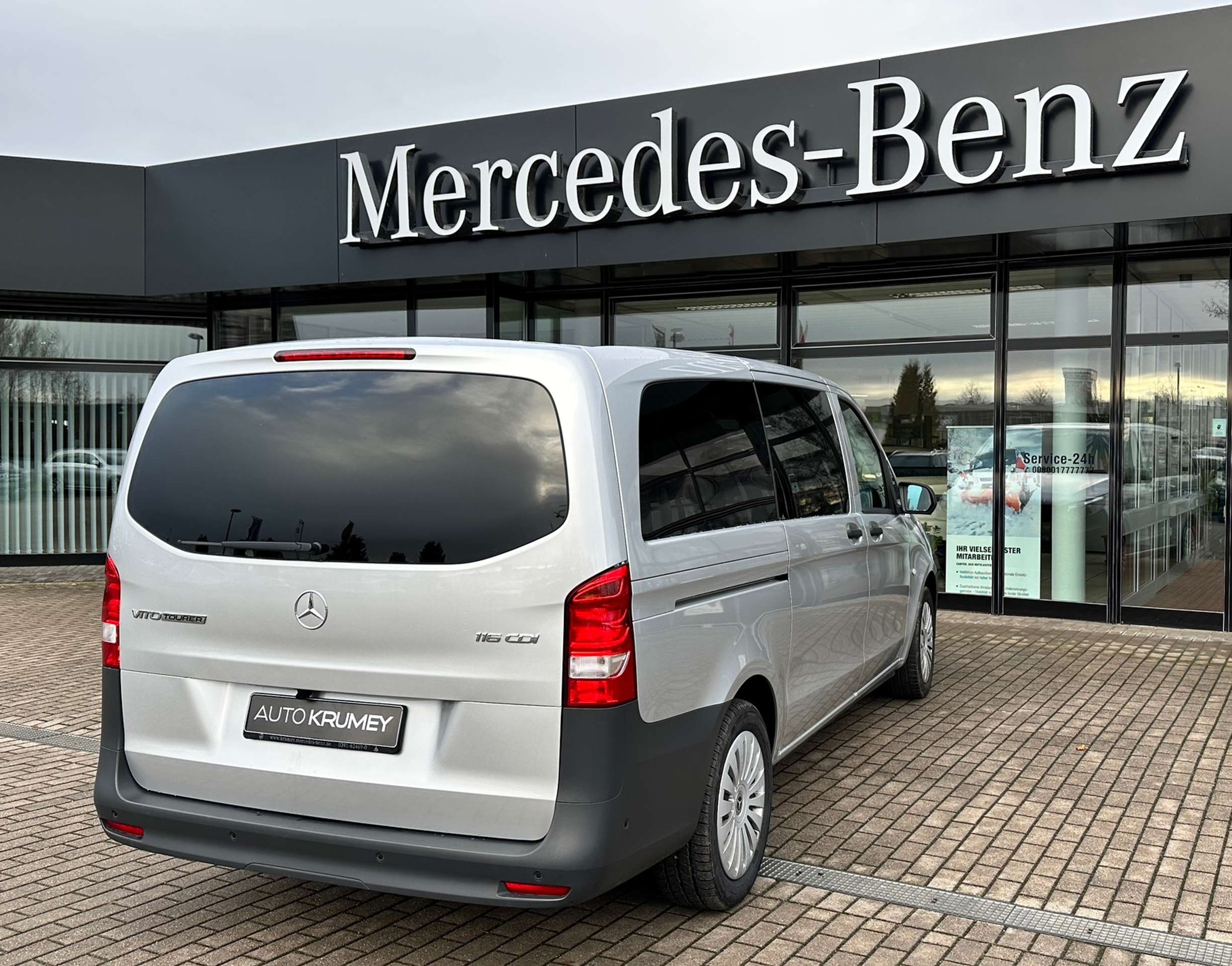 Mercedes-Benz - Vito