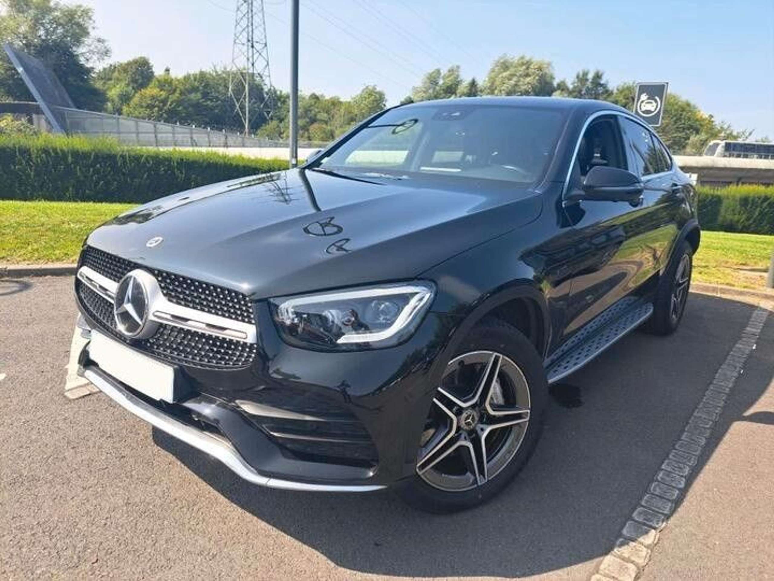 Mercedes-Benz - GLC 300