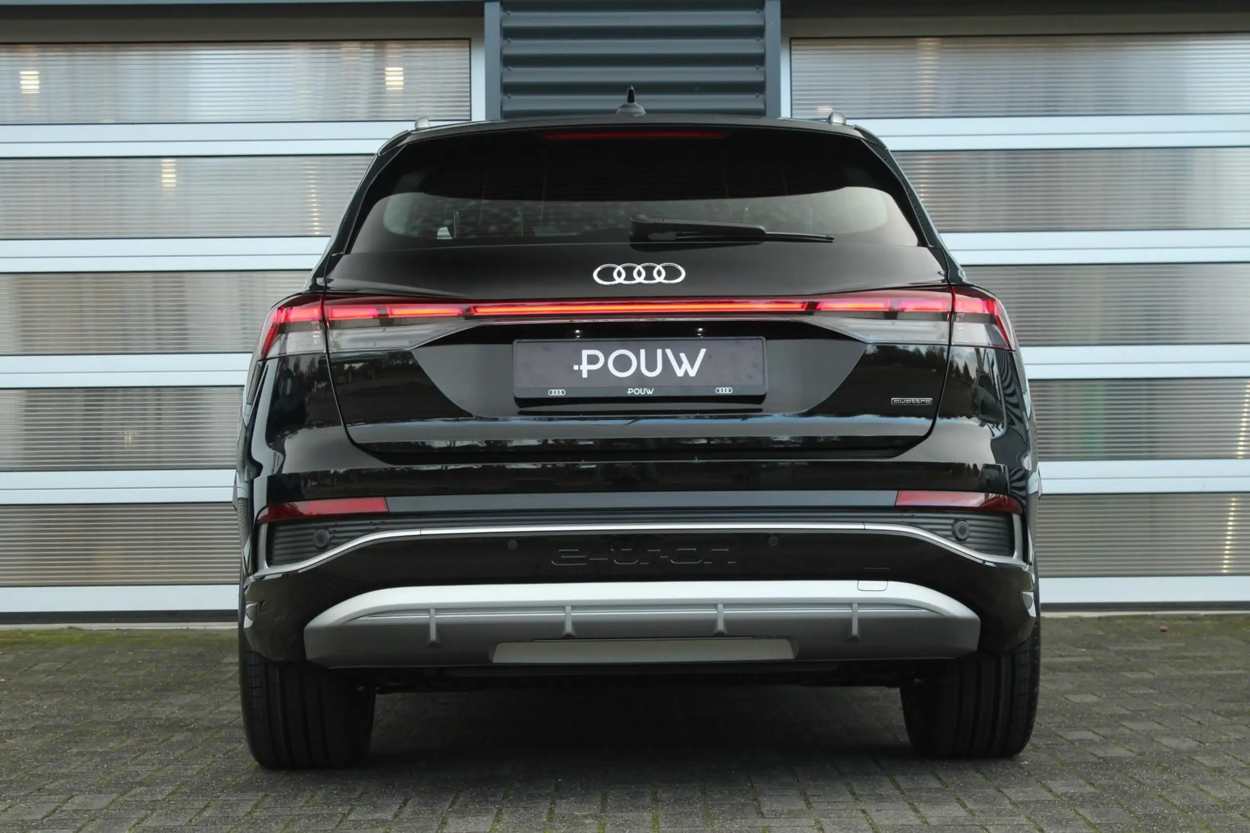 Audi - Q4 e-tron