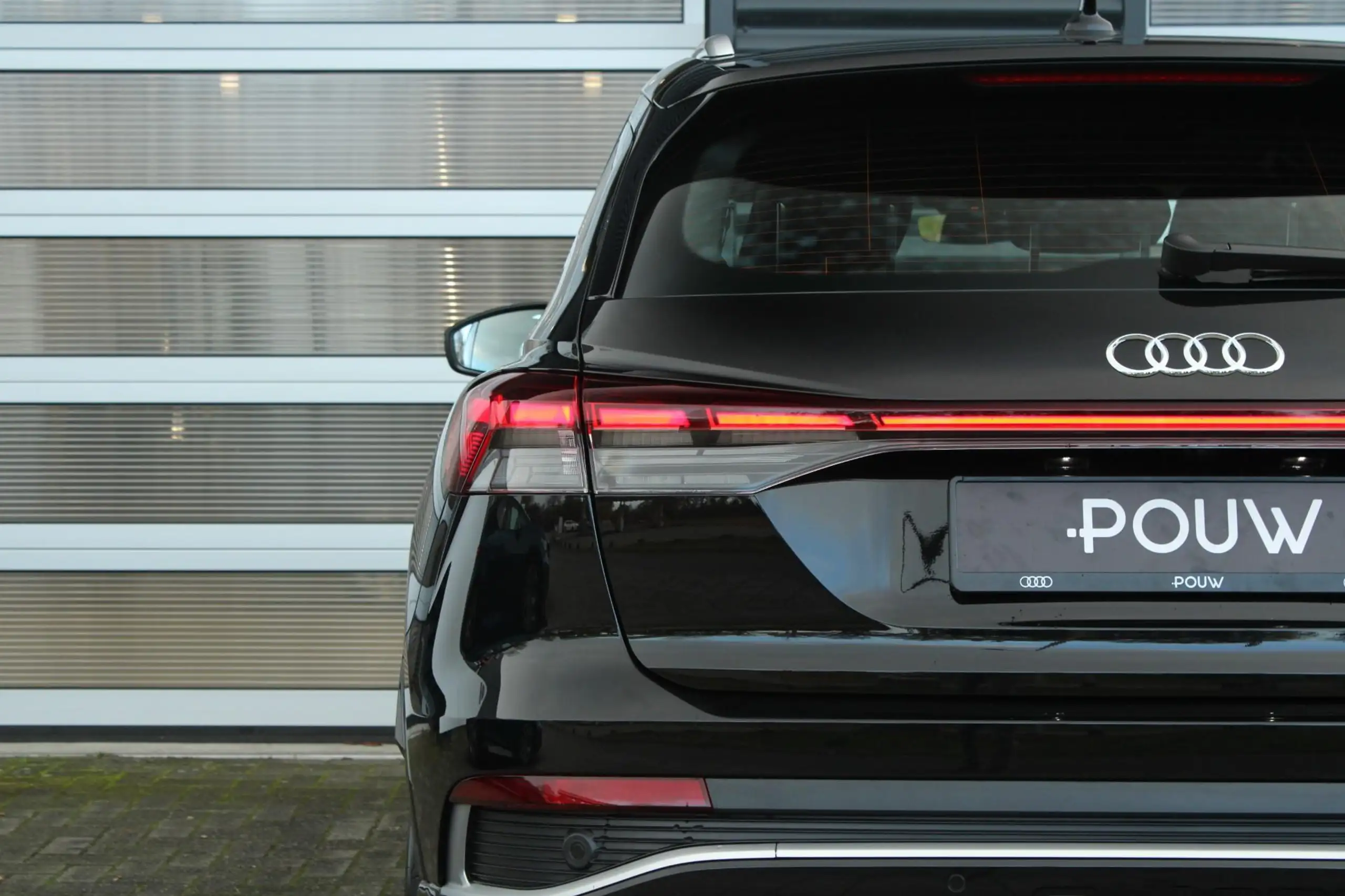 Audi - Q4 e-tron