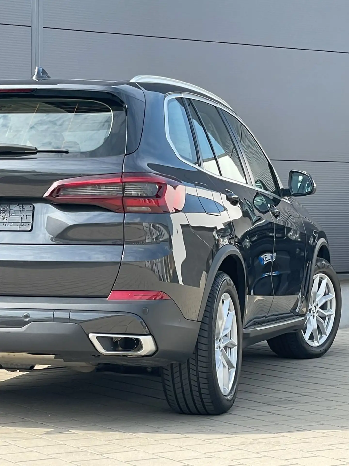 BMW - X5