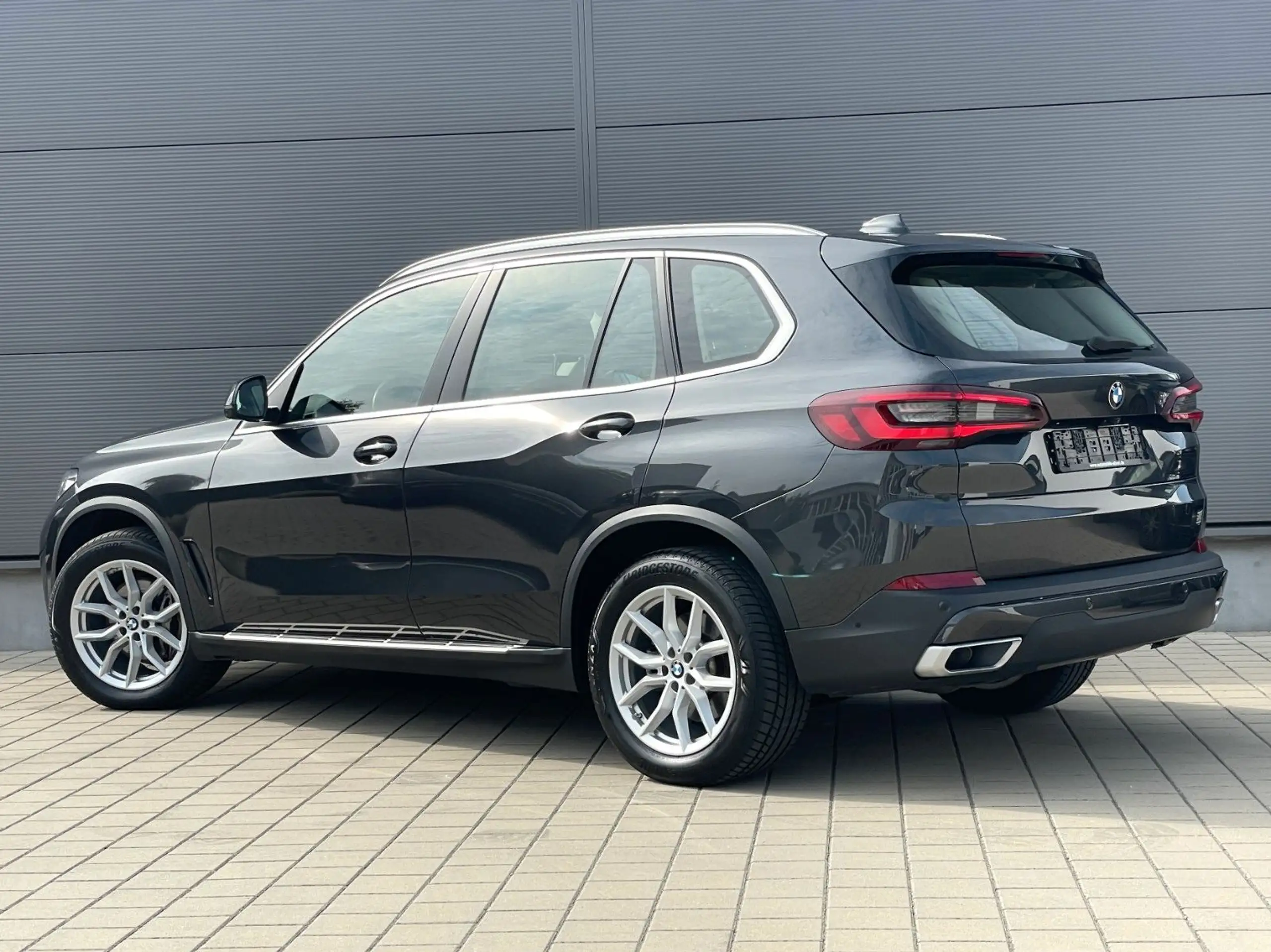 BMW - X5