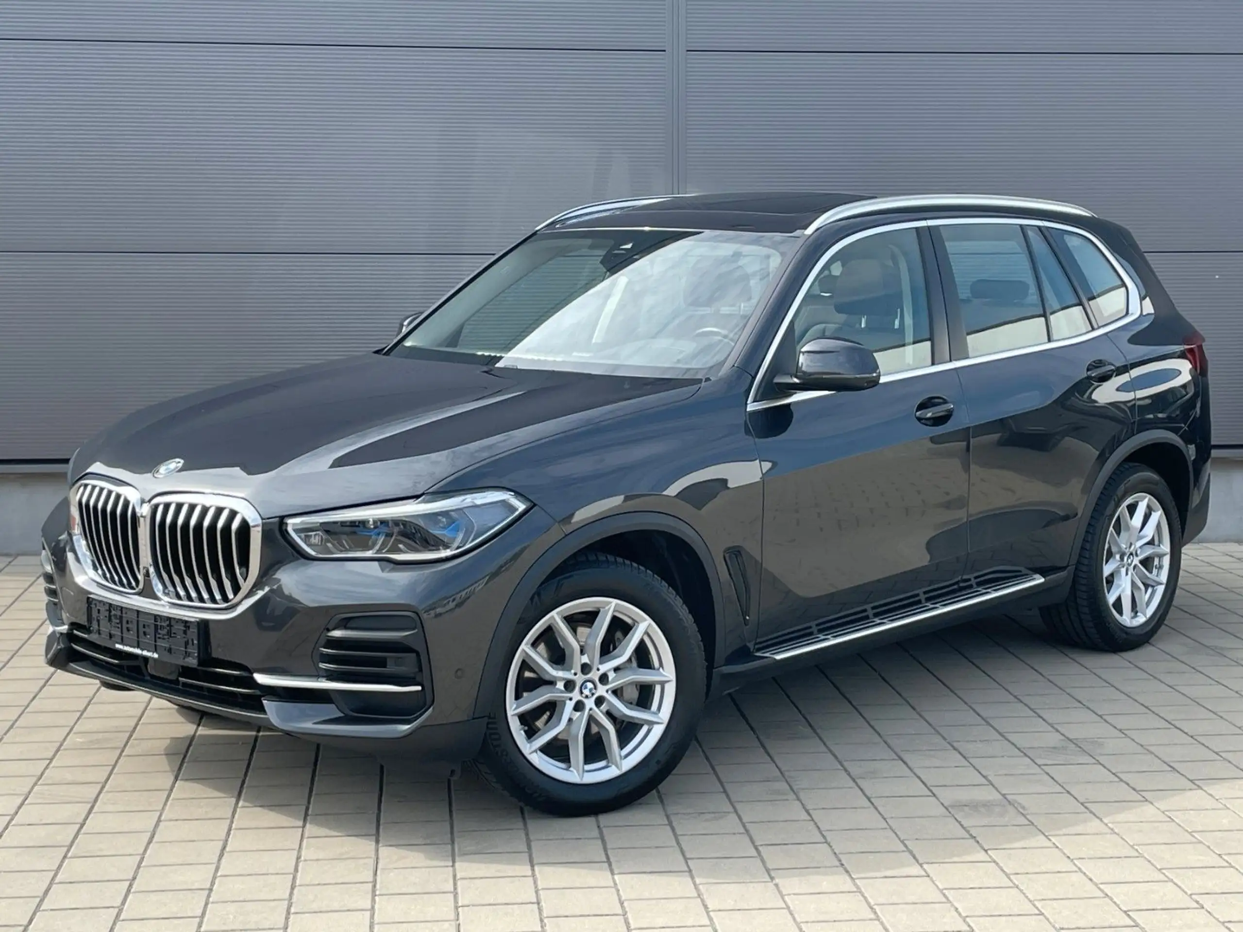 BMW - X5