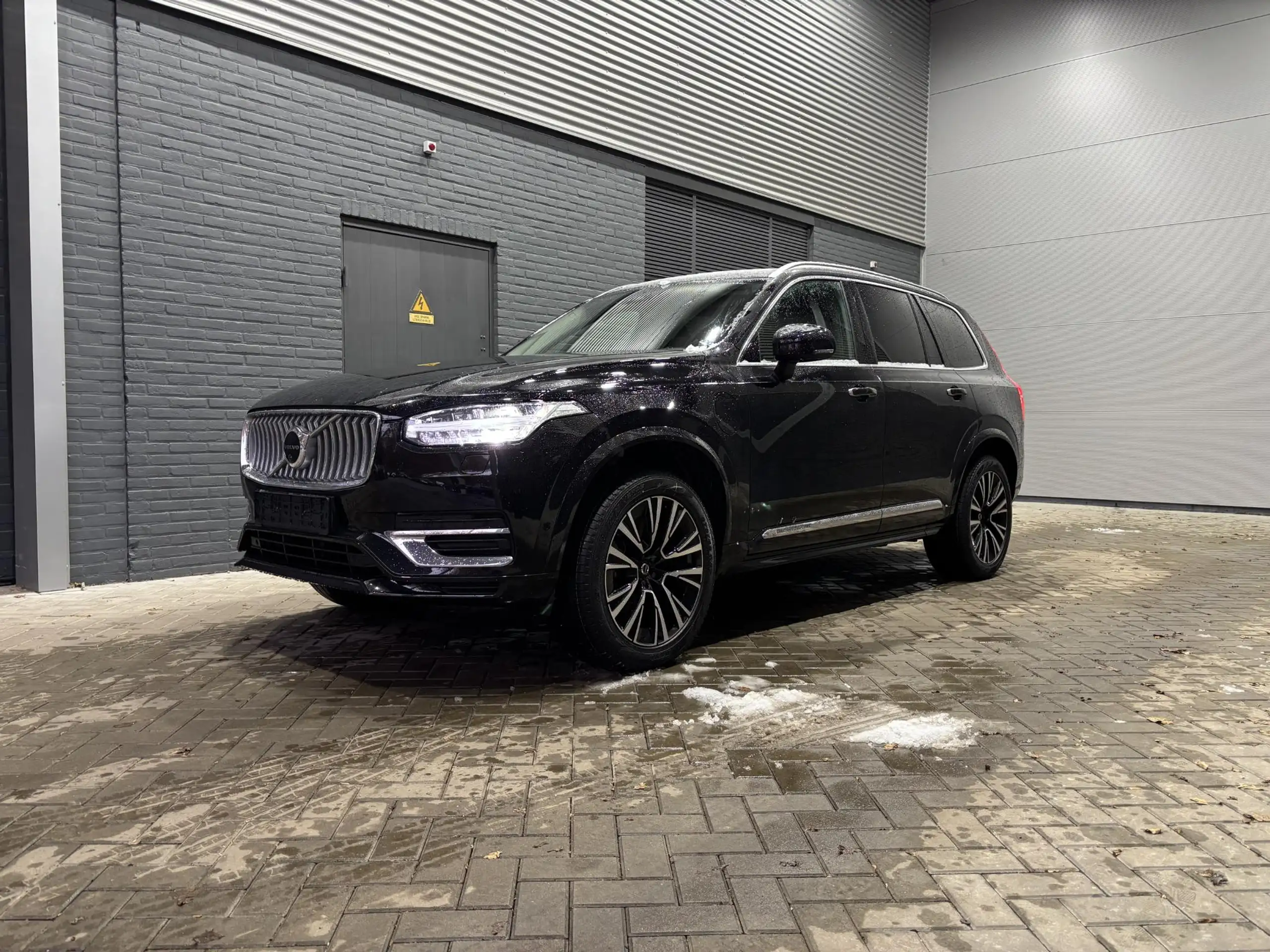 Volvo - XC90