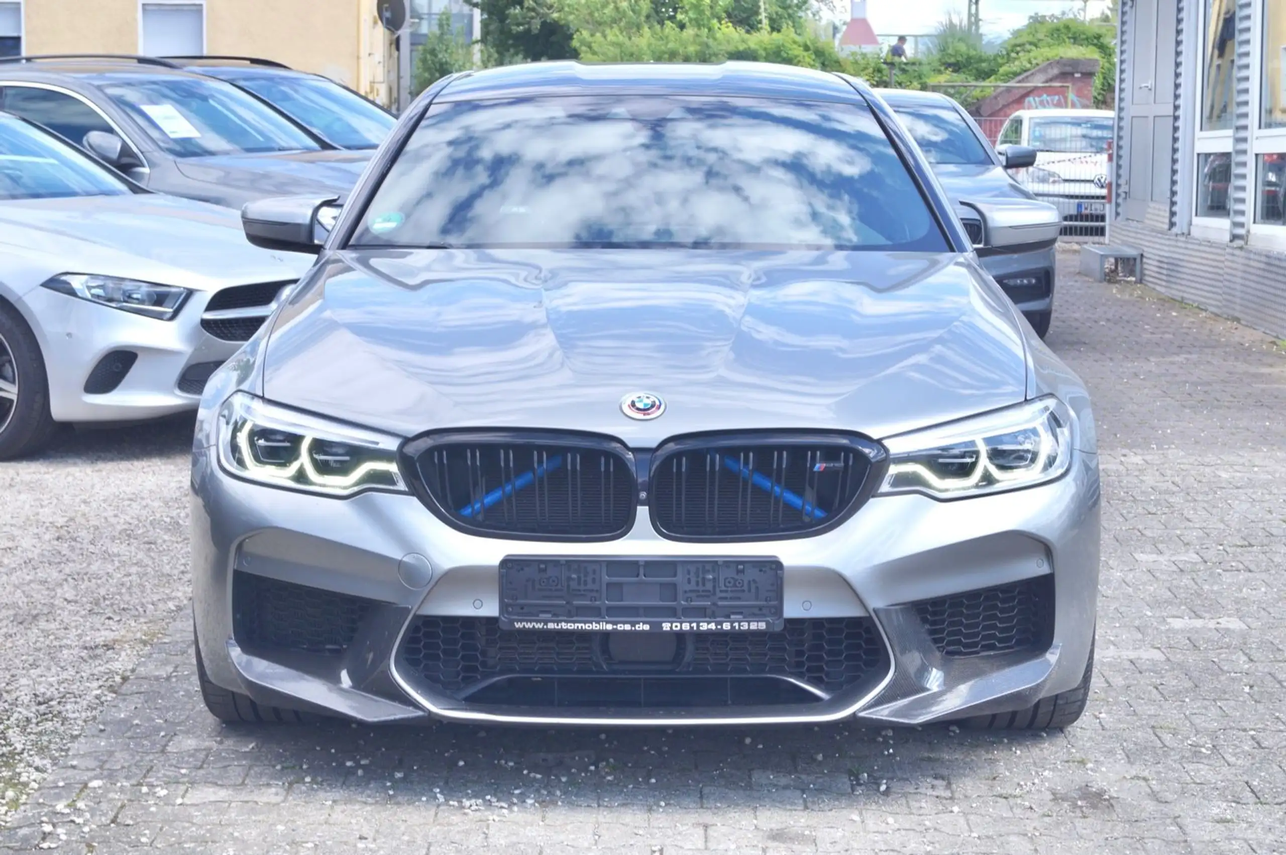 BMW - M5