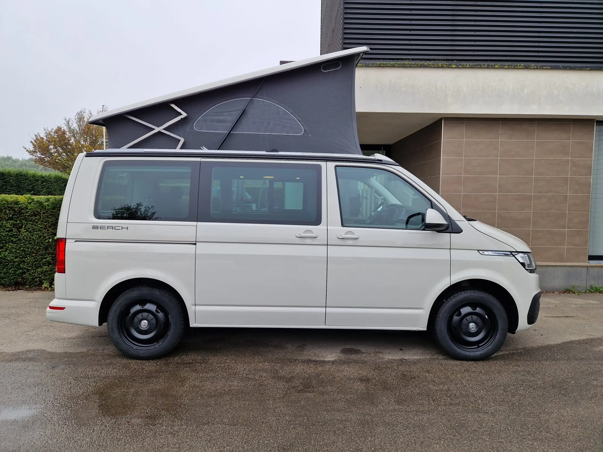 Volkswagen - T6.1 California