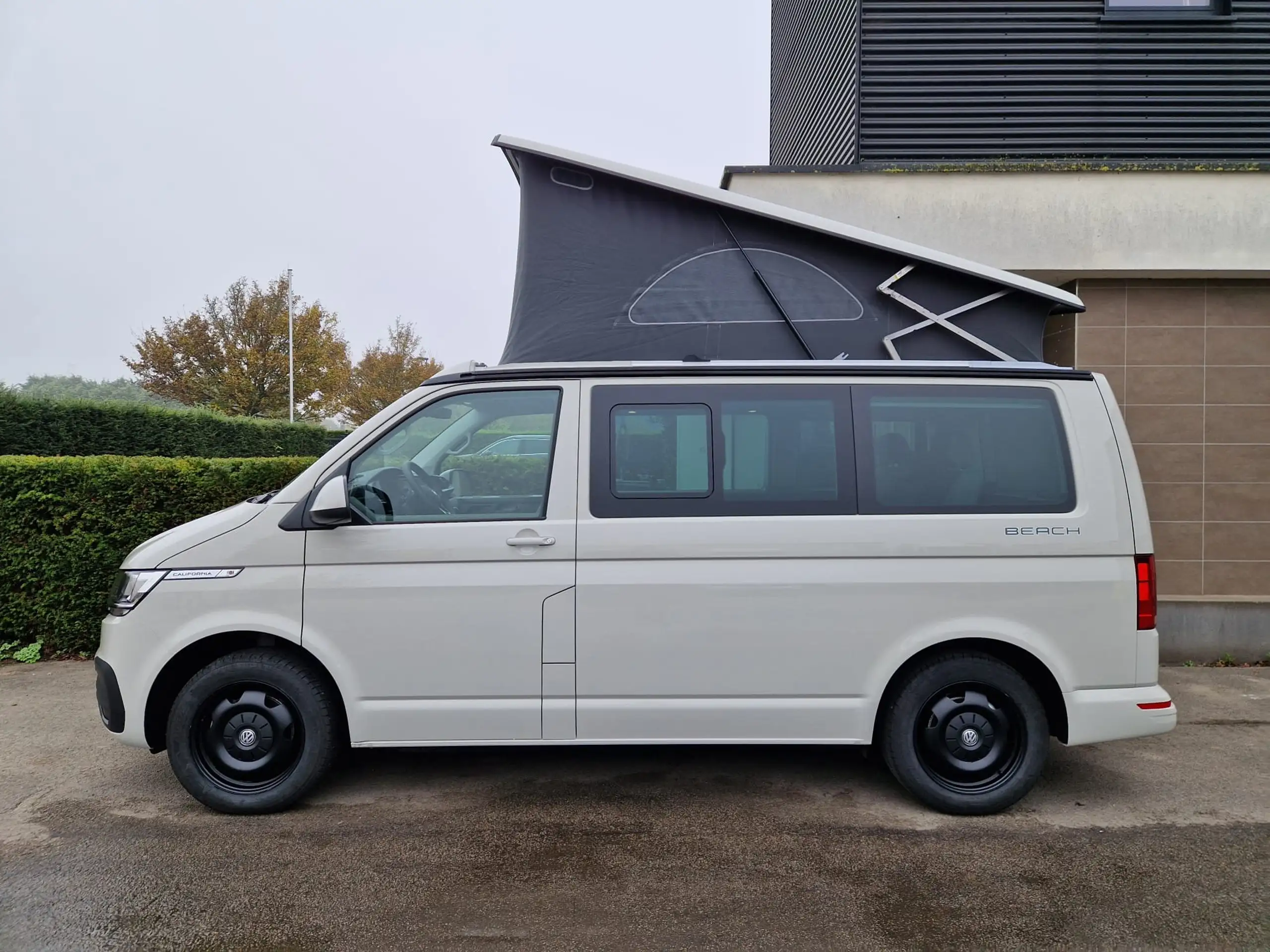 Volkswagen - T6.1 California