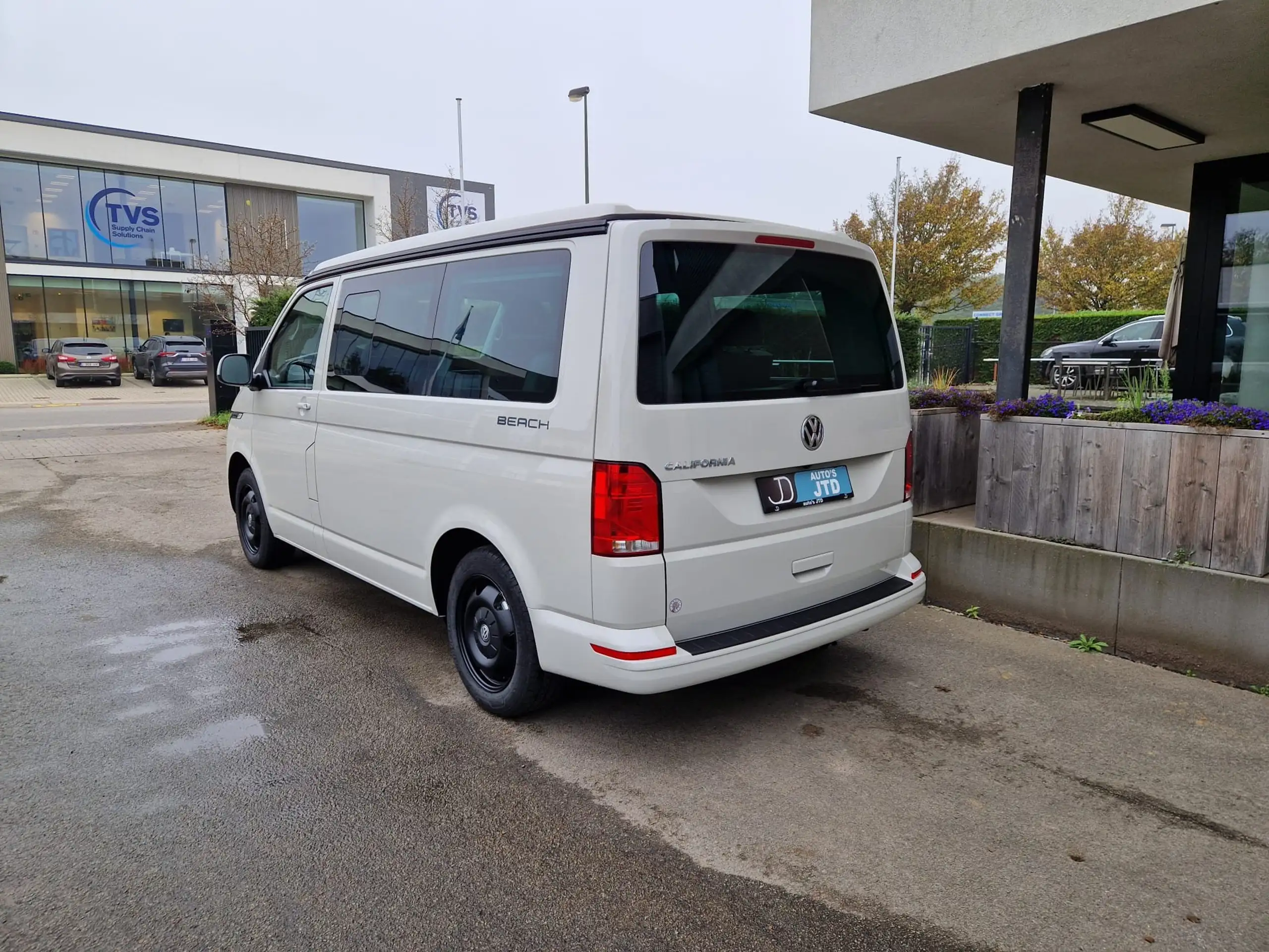 Volkswagen - T6.1 California