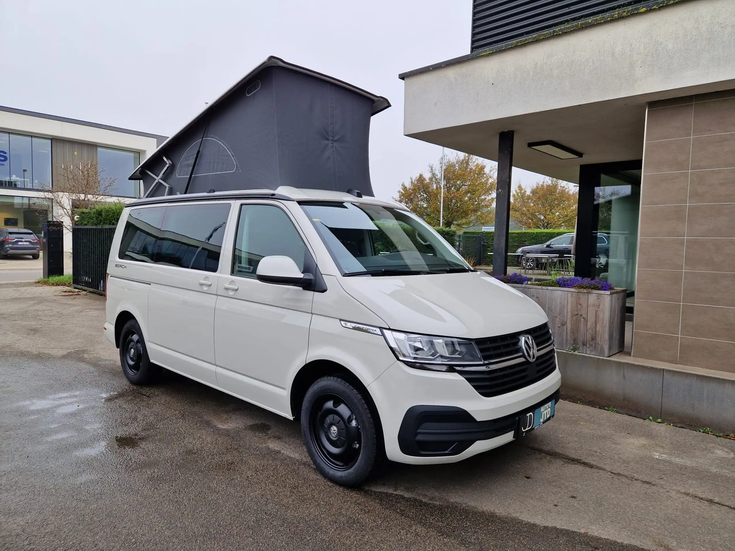 Volkswagen - T6.1 California