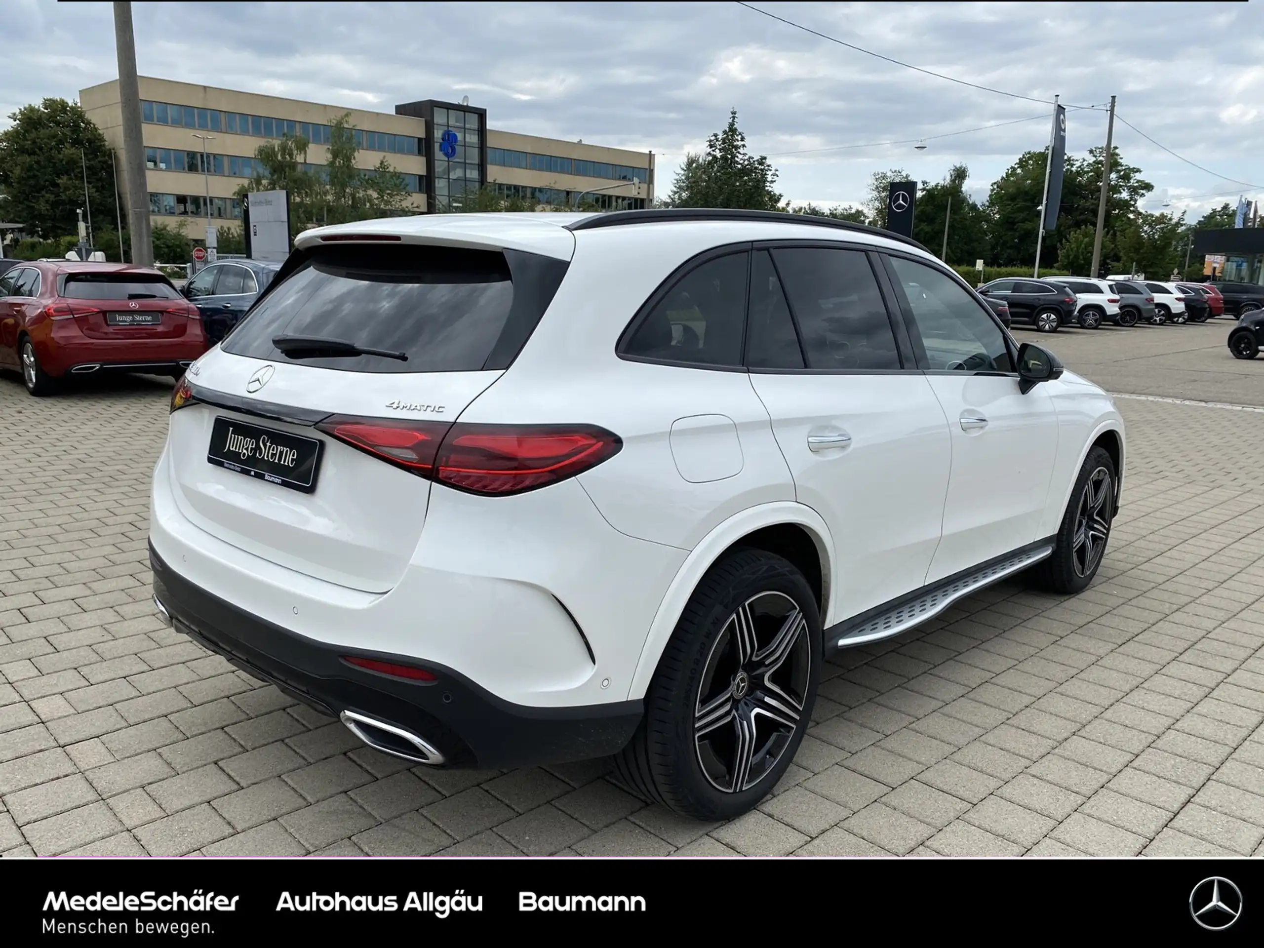 Mercedes-Benz - GLC 300