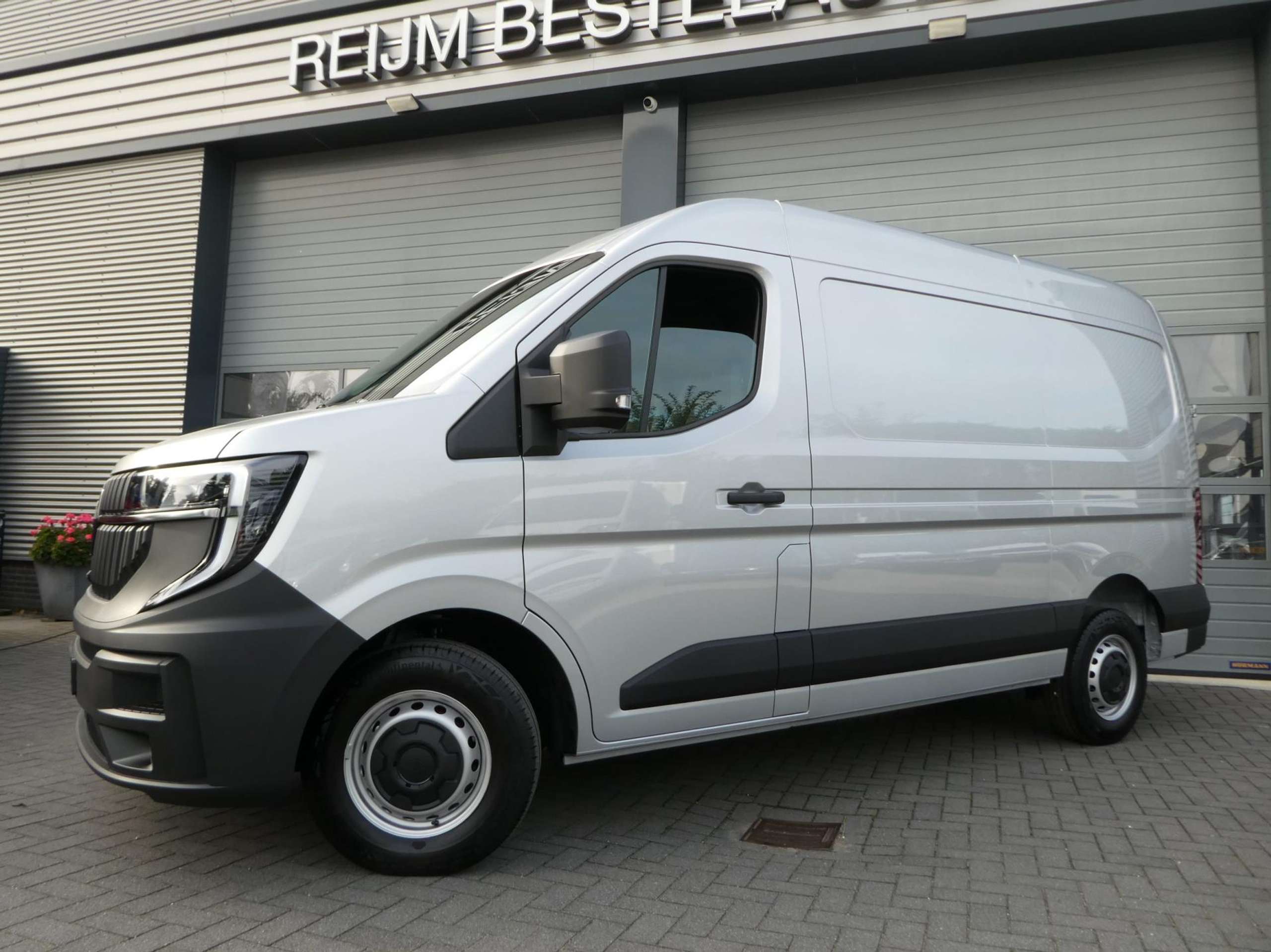 Renault - Master