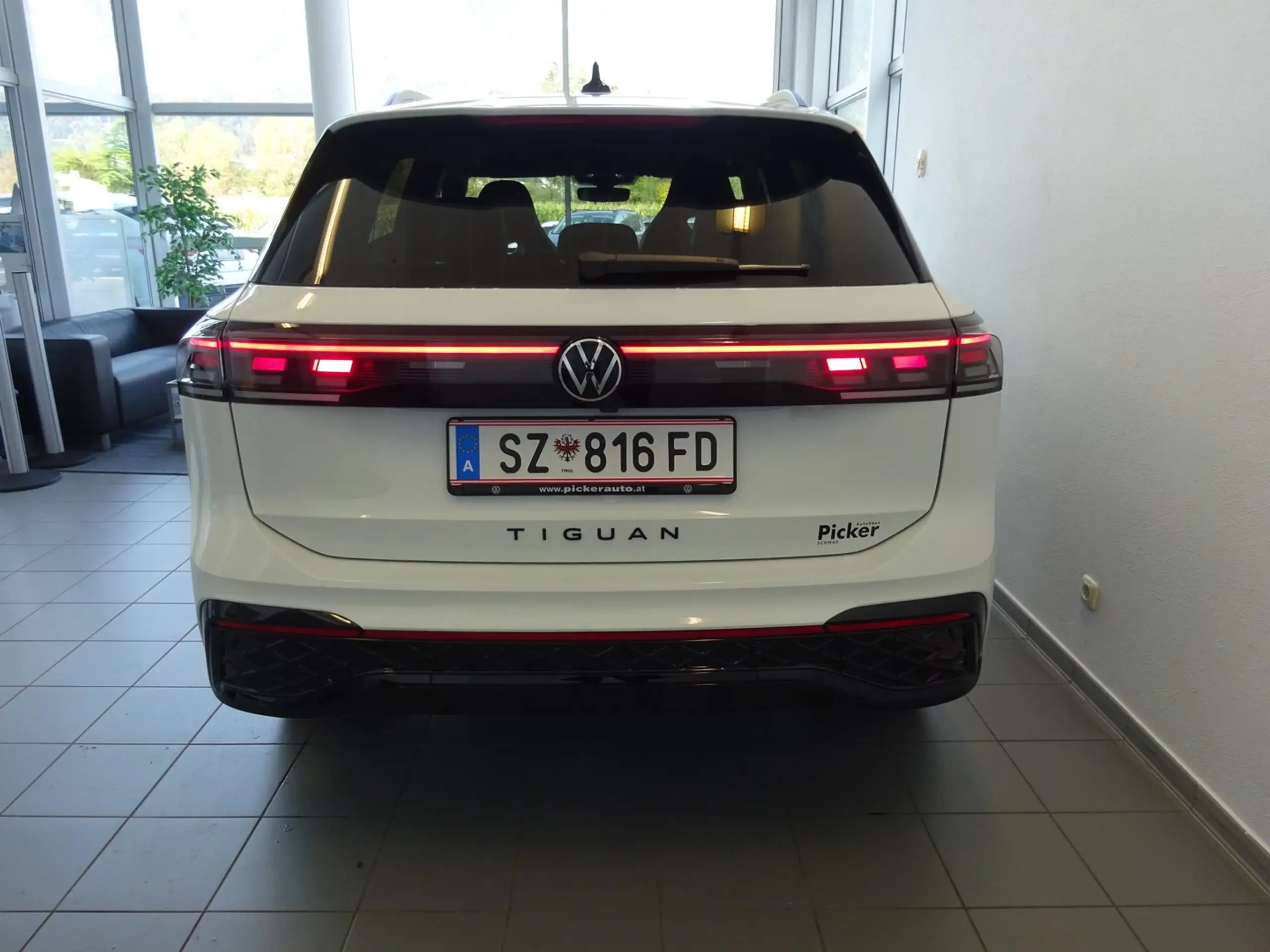 Volkswagen - Tiguan