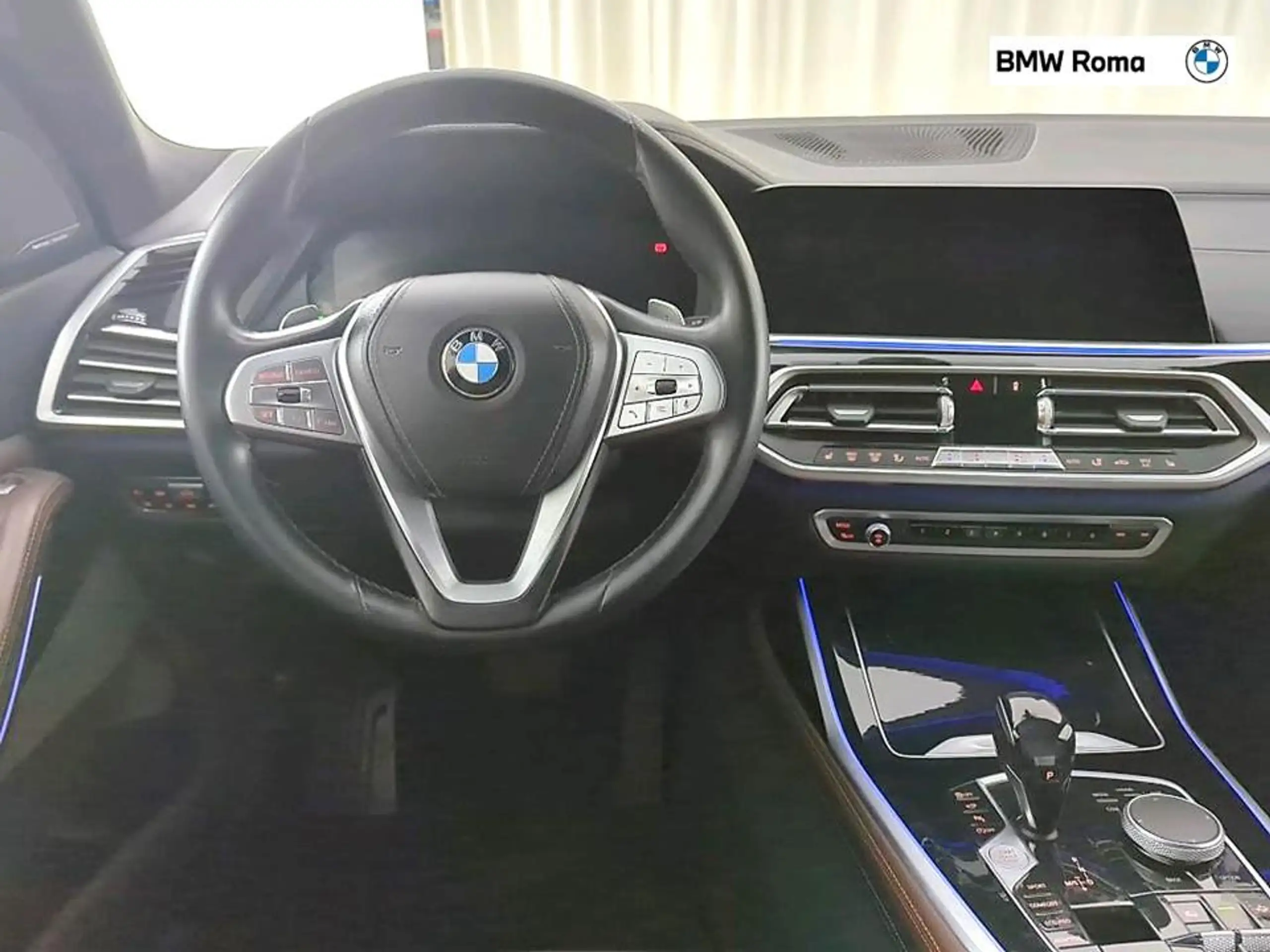 BMW - X7