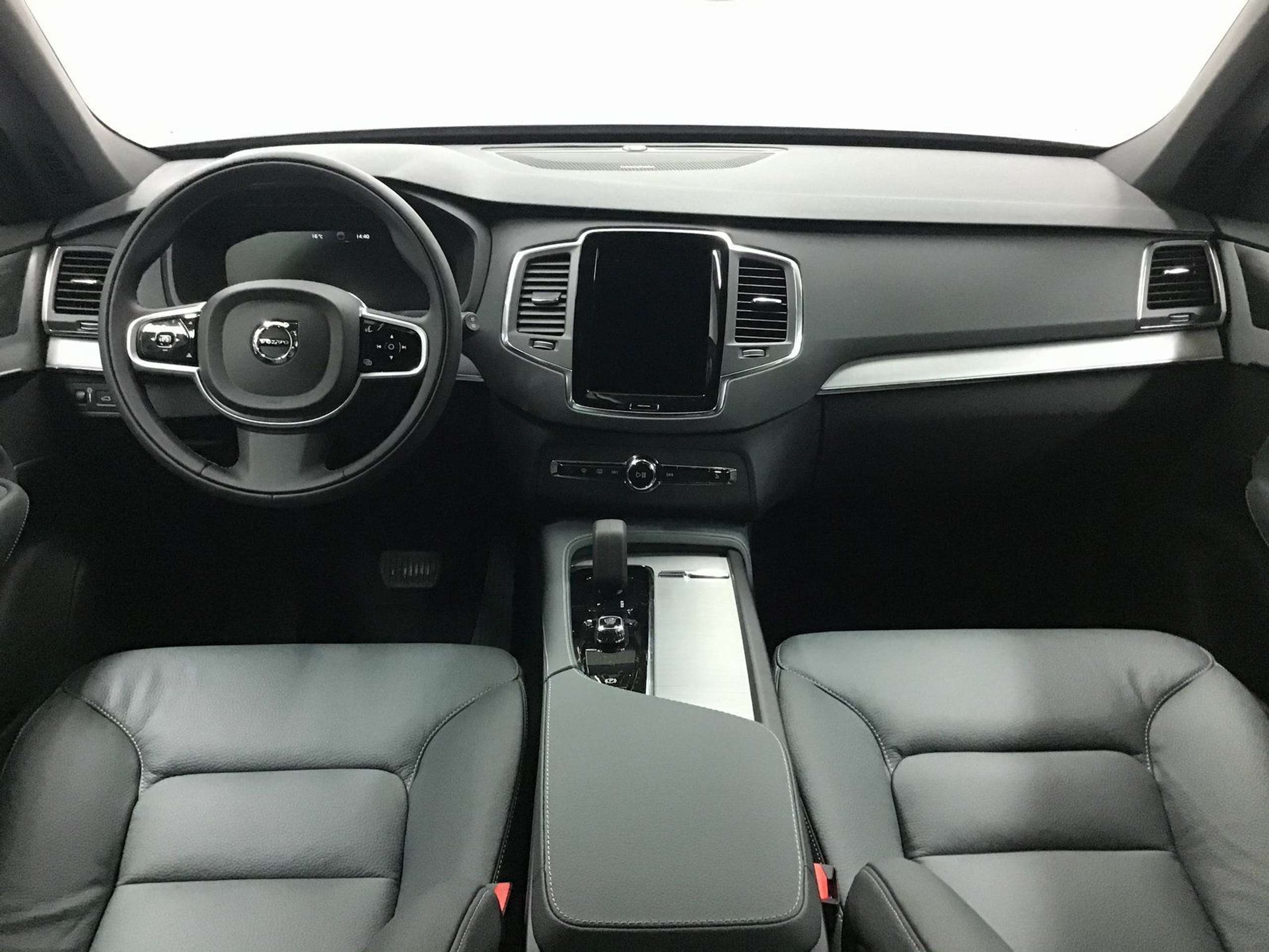 Volvo - XC90