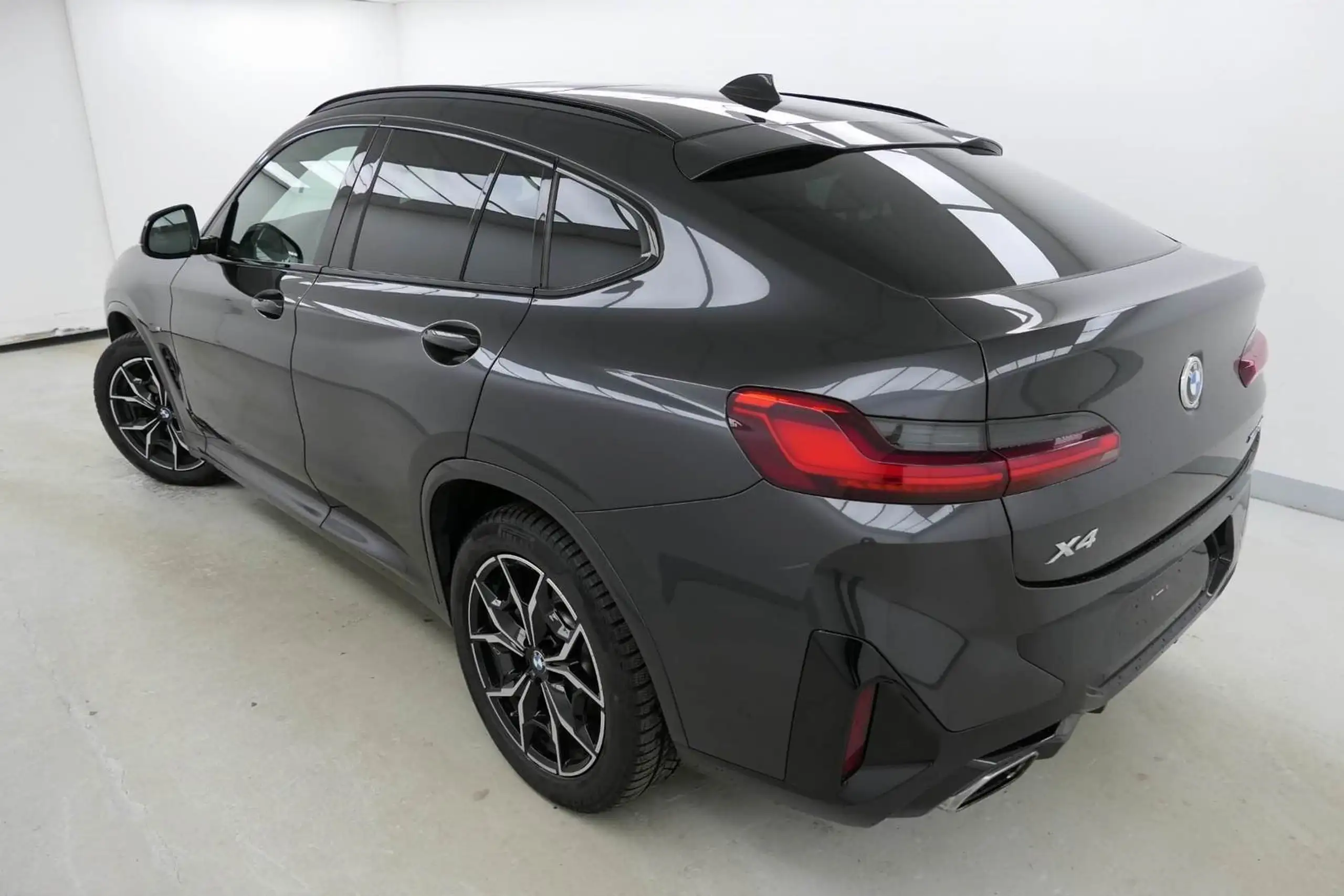 BMW - X4