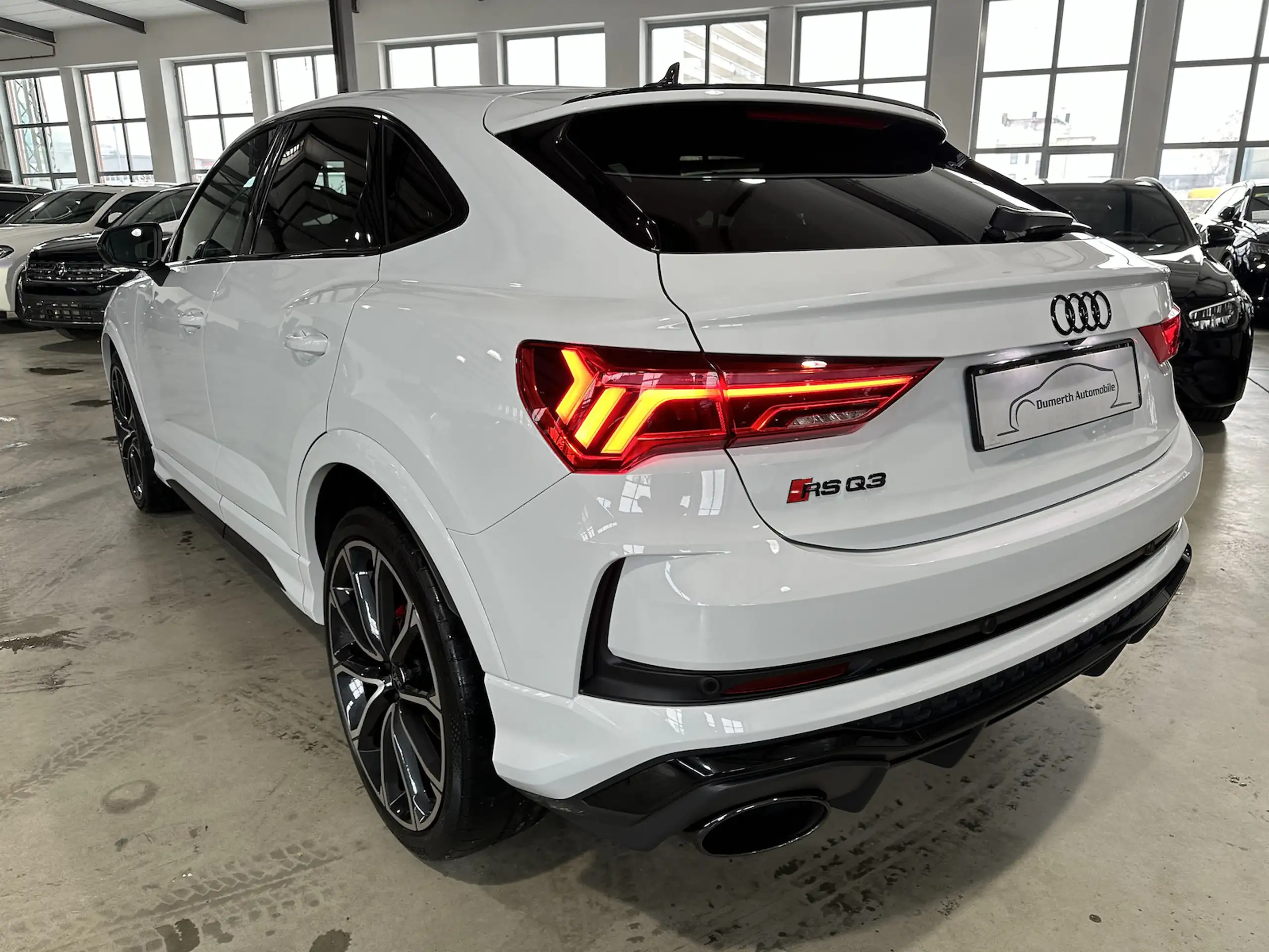 Audi - RS Q3