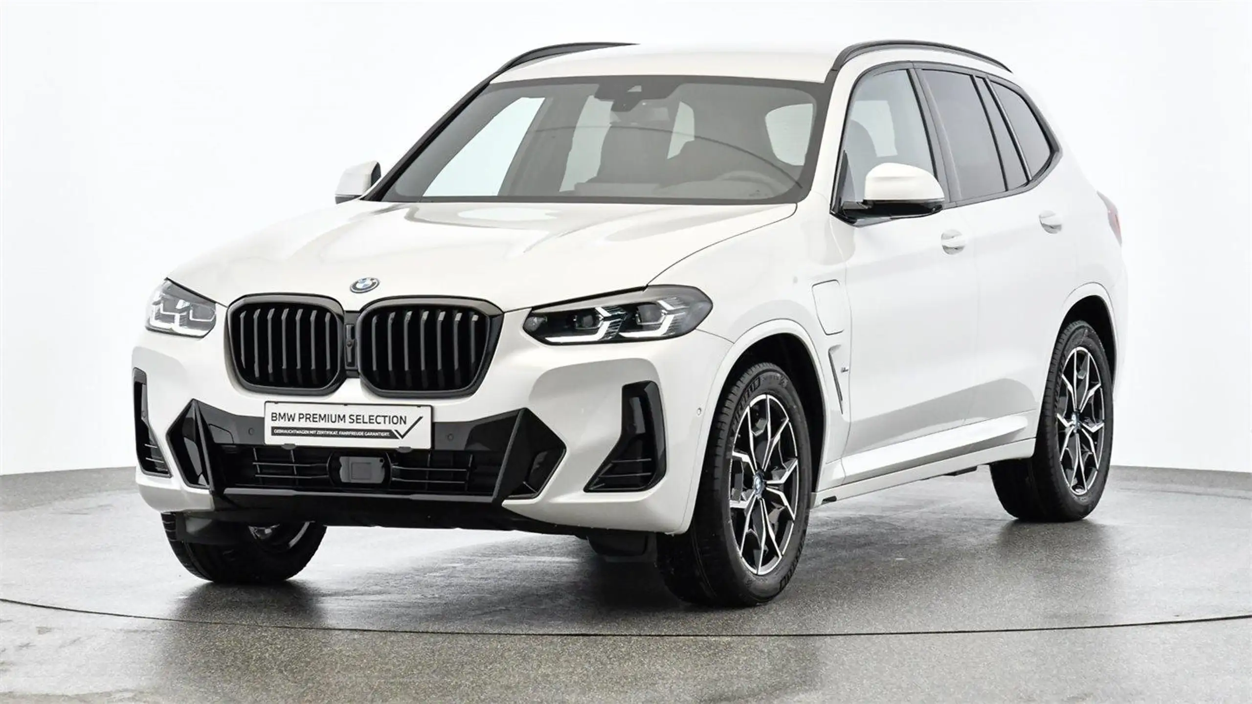 BMW - X3