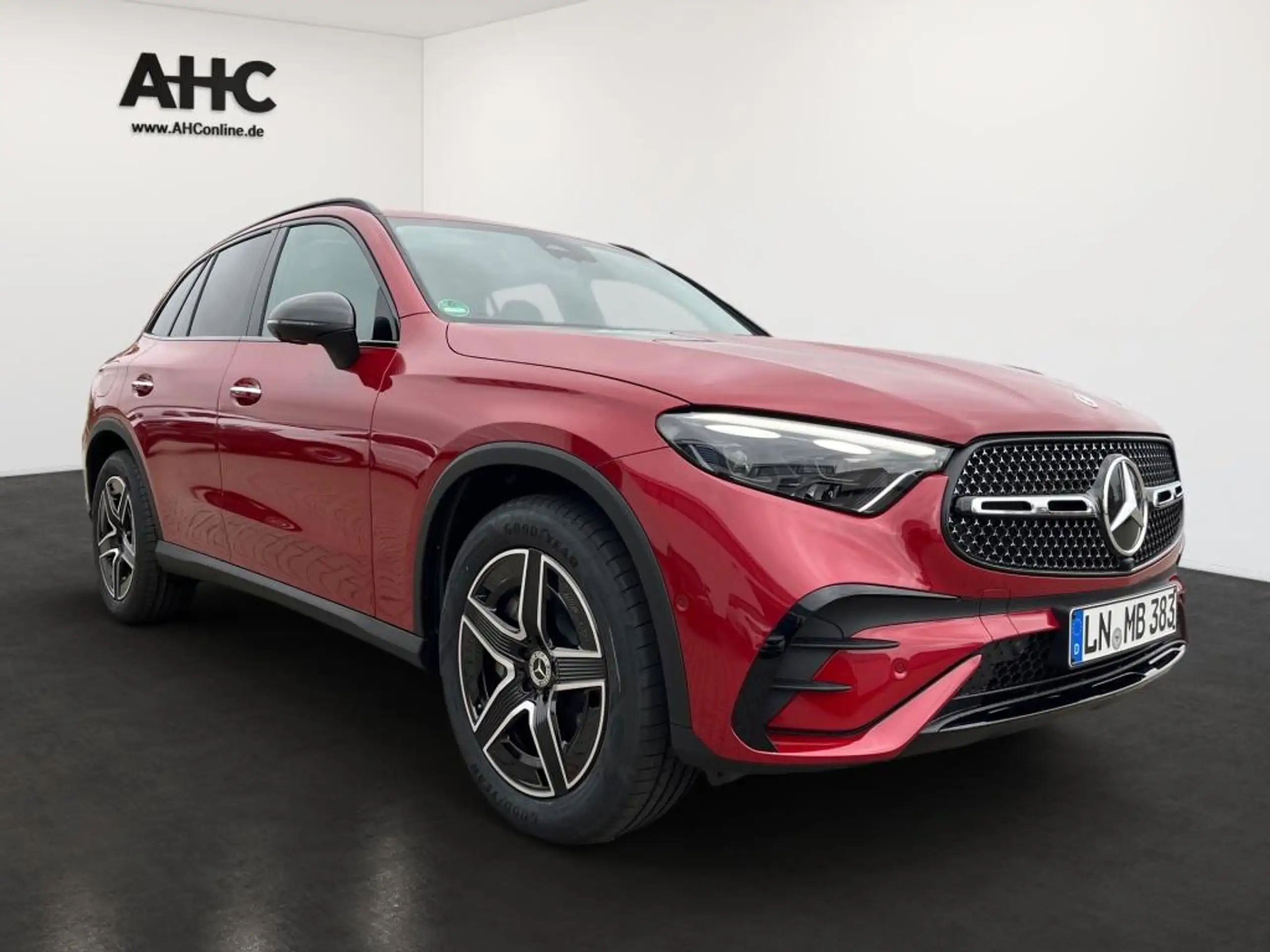 Mercedes-Benz - GLC 200